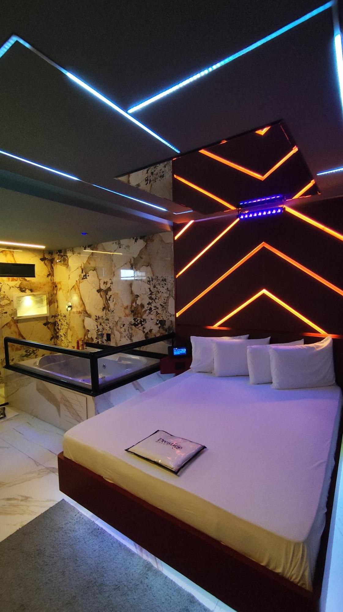 Prestige 5 Love hotel