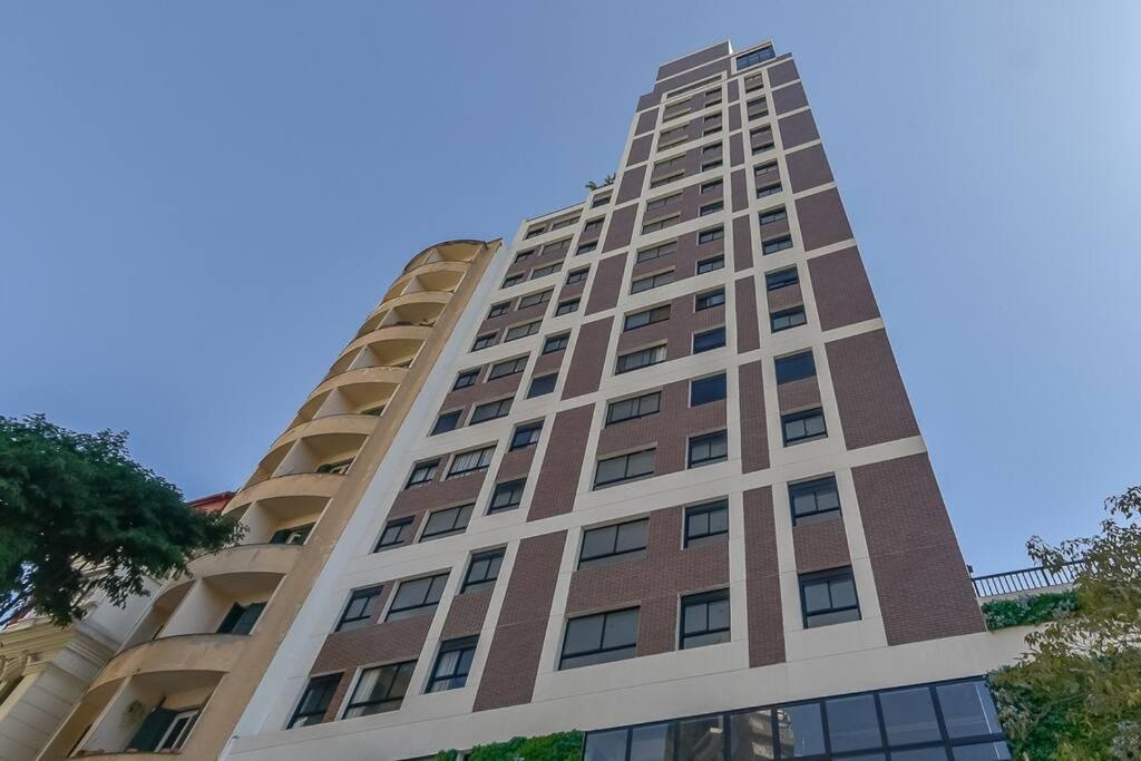 Boulevard Apartment *