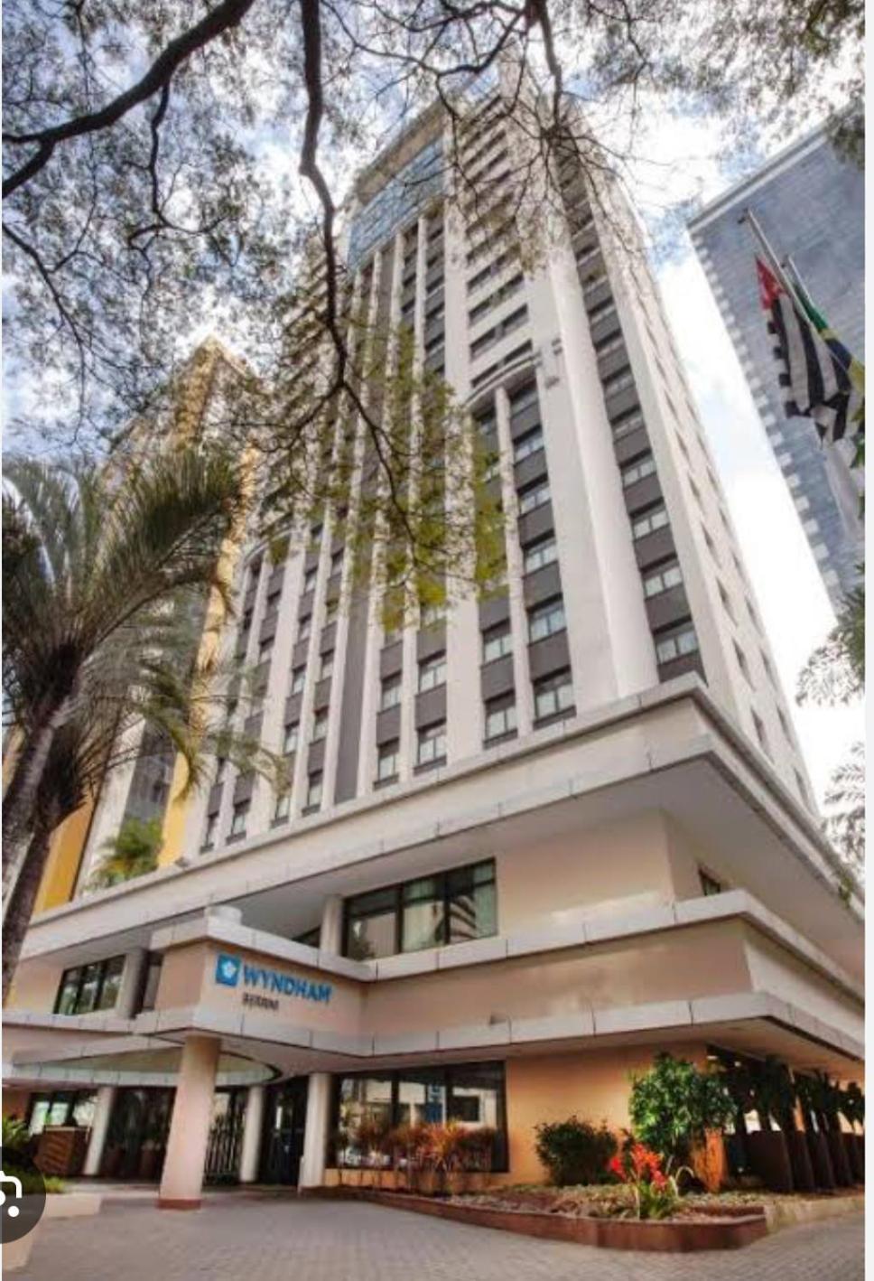 Aparthotel 4 Estrelas Ao Lado Do Wtc Berrini Sao Paulo