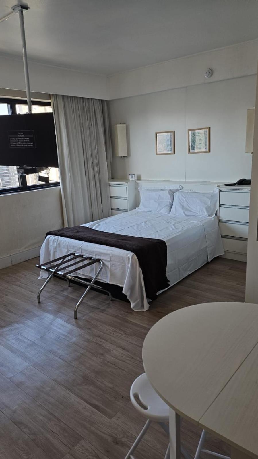 Hotel Av Ibirapuera 2534 Uh 1806 4*