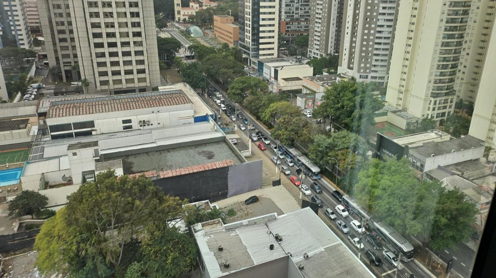 Av Ibirapuera 2534 Uh 1806 4* Sao Paulo
