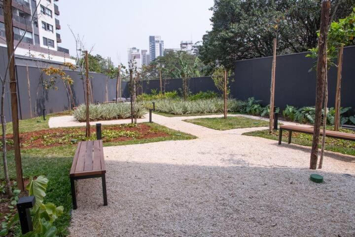 Novo Ao Lado Da Av Paulista Com 2 Camas Solteiro Ou 1 Cama Casal Apartment