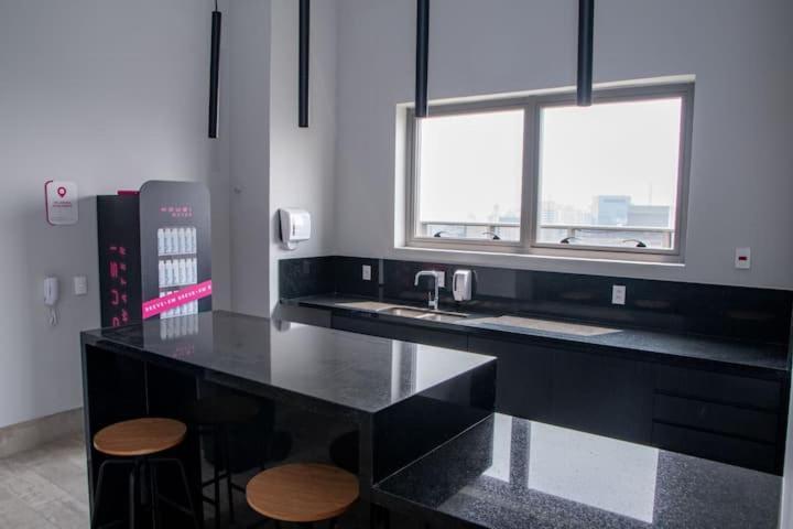 Novo Ao Lado Da Av Paulista Com 2 Camas Solteiro Ou 1 Cama Casal Apartment