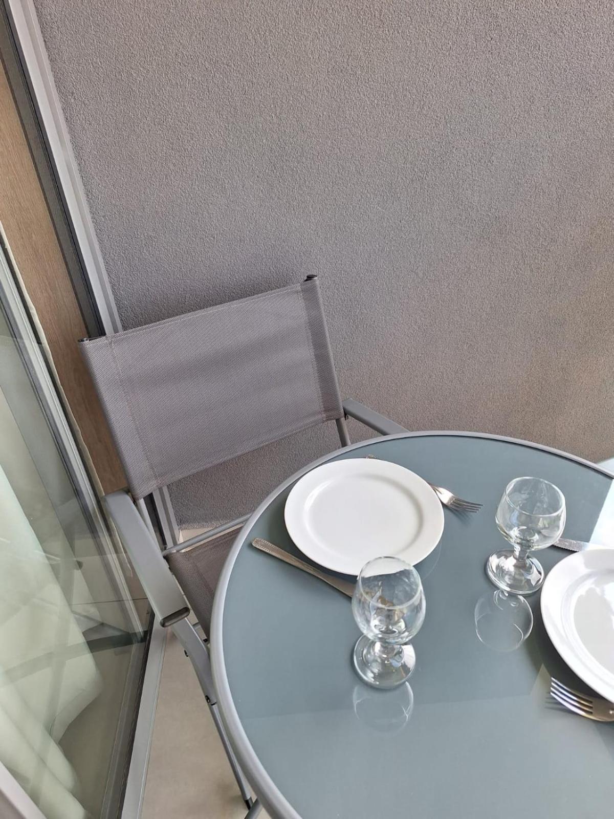 Novo Ao Lado Da Av Paulista Com 2 Camas Solteiro Ou 1 Cama Casal