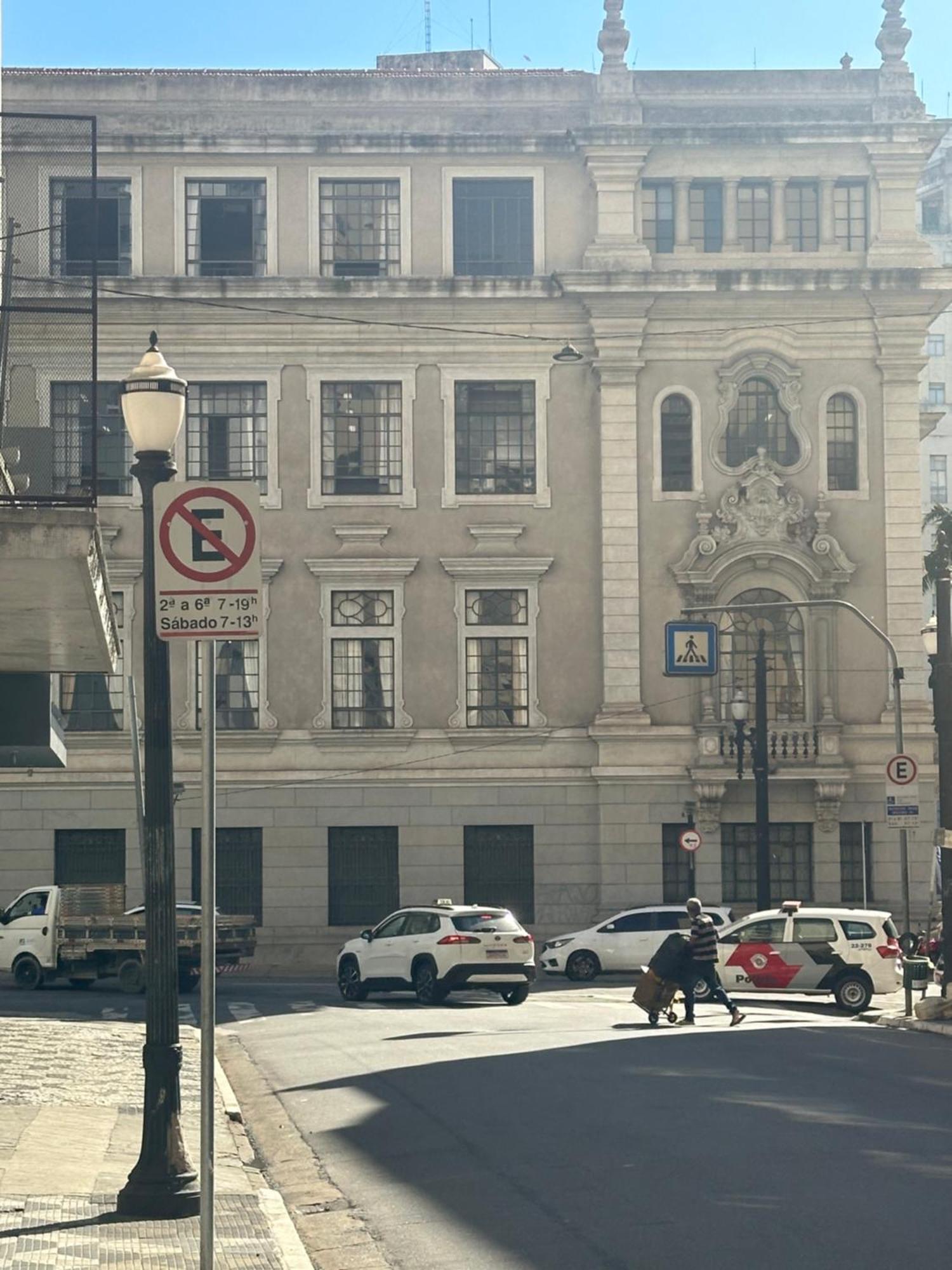 Hospedagem Economica Da Se *