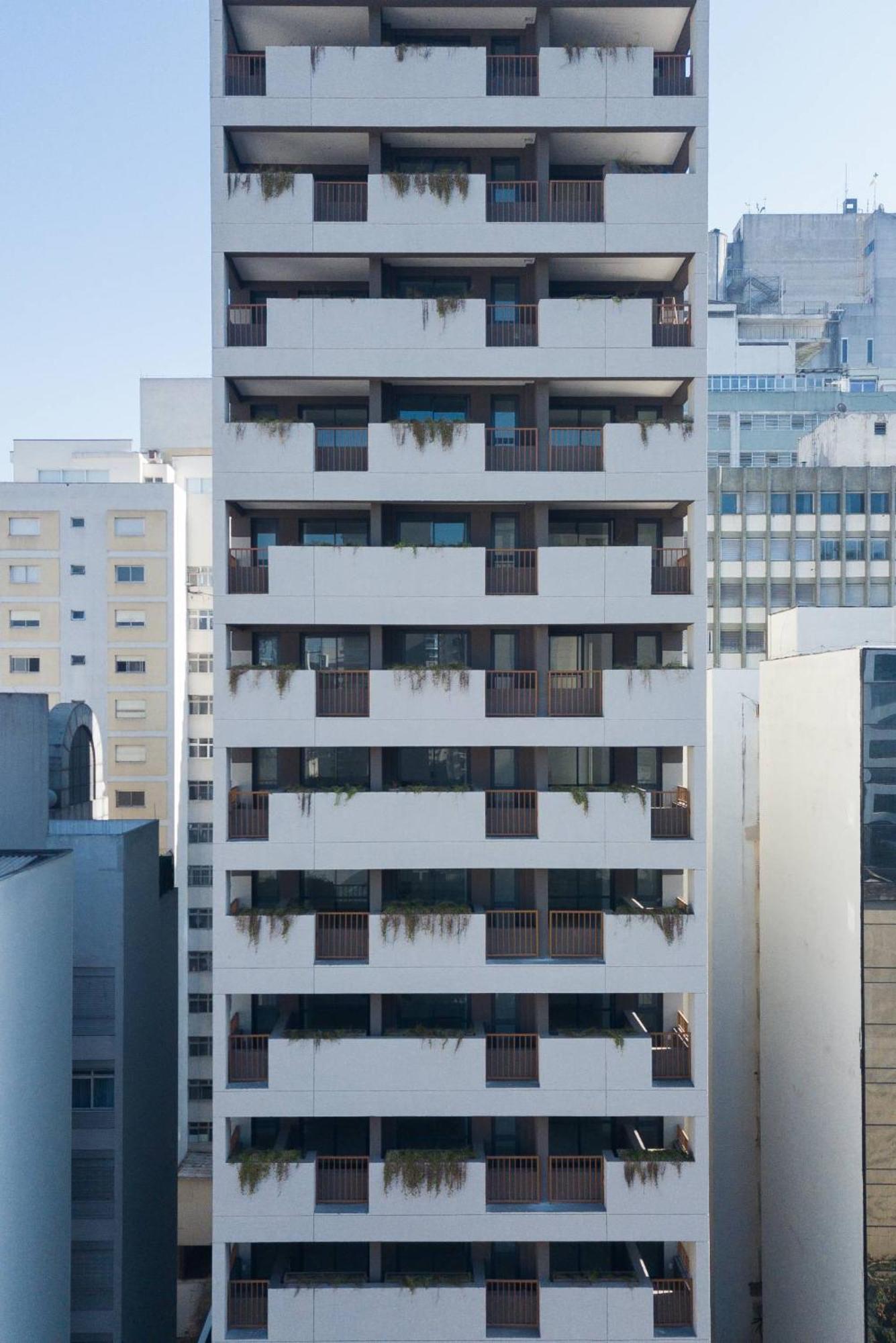 Apartemen Pamplona