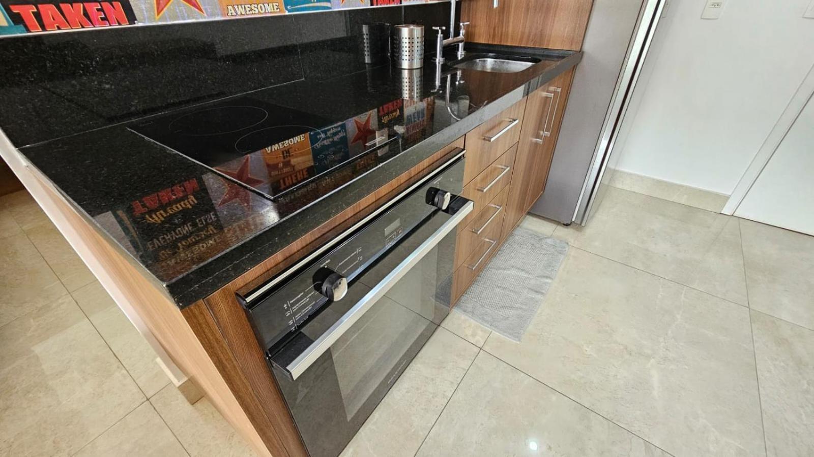 Brown Preco X Qualidade - Emotion Brooklin Metro - Campo Belo - Aeroporto *