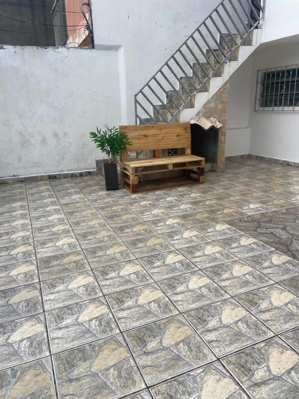 Casinha Linda 2 , Proximo Ao Trem * Sao Paulo
