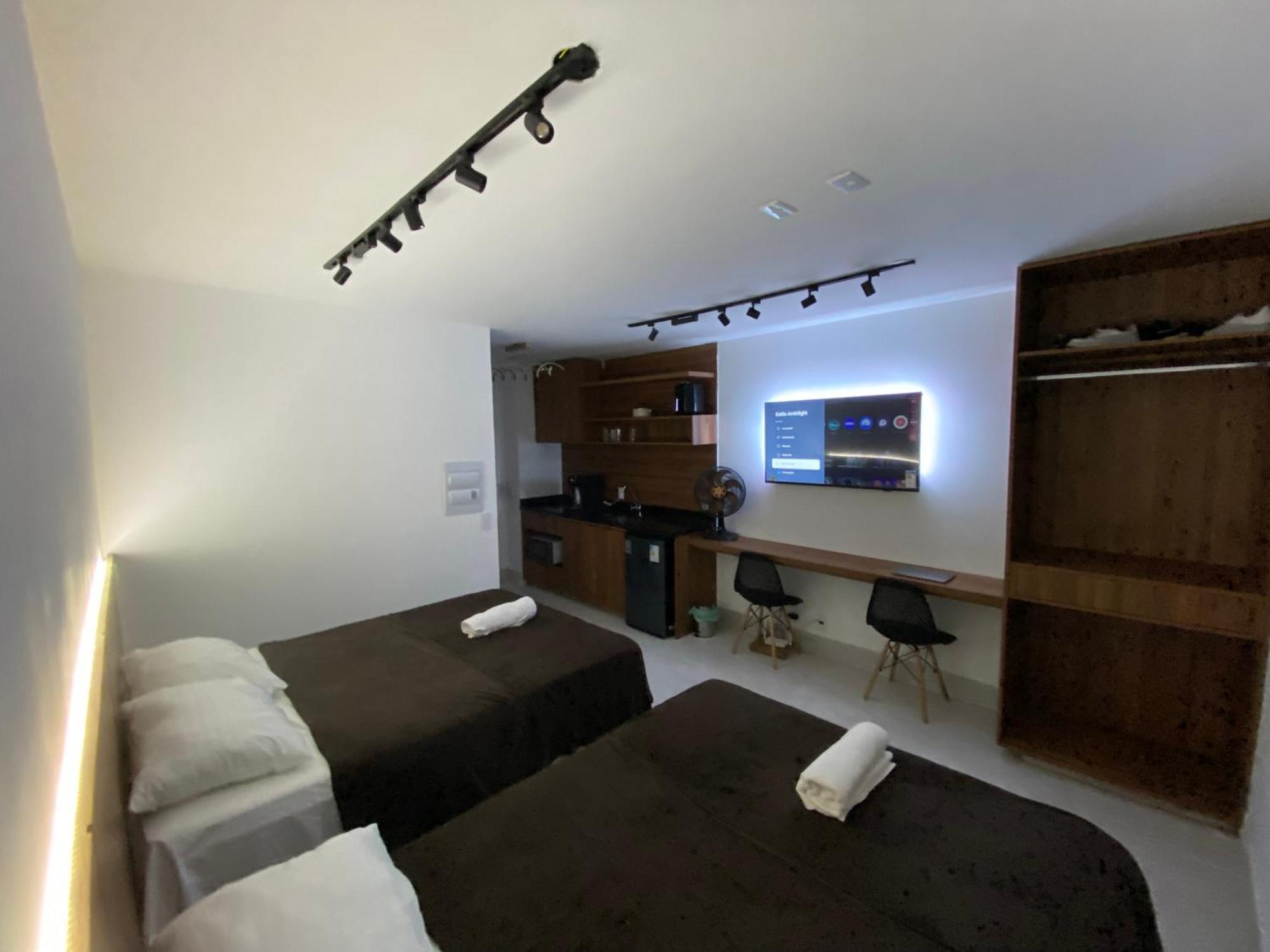 Apartment Luxury Flat In Olimpia With Rooftop Pool, Gym, Cinema & More! *