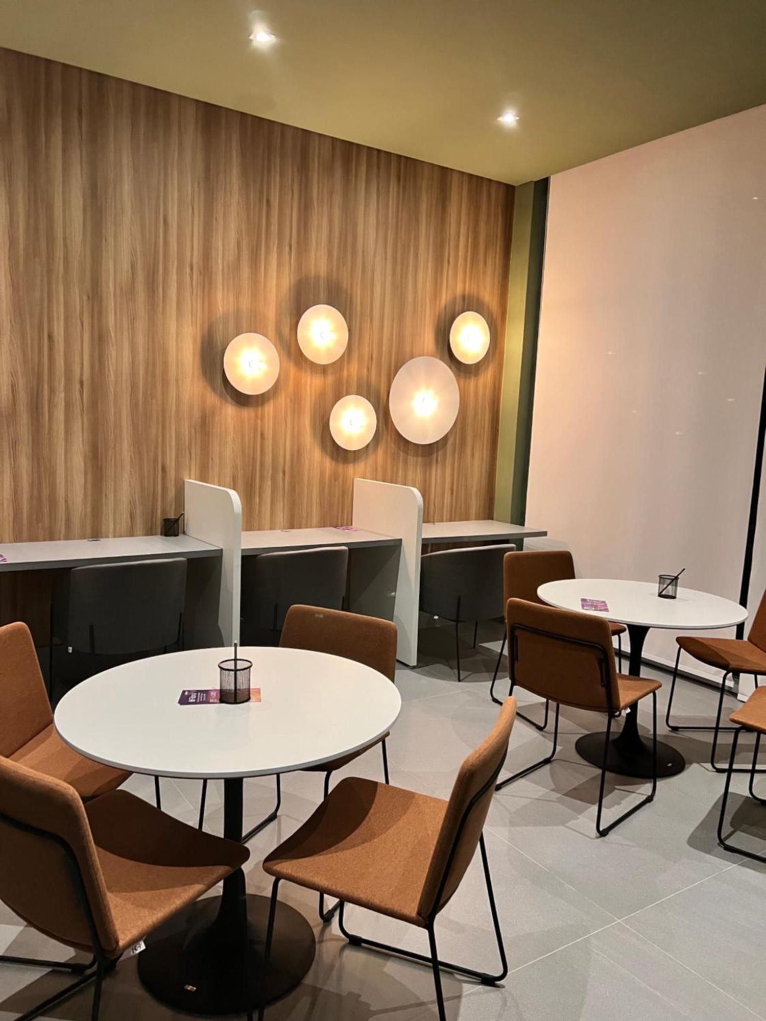 Essential 2u Apartemen