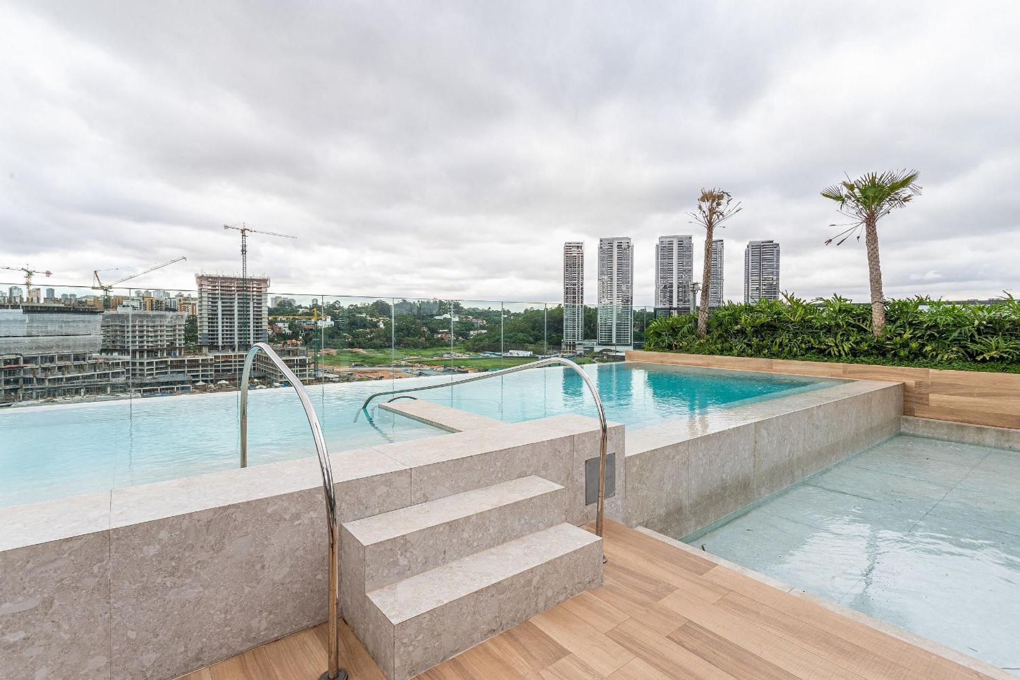 Apartment Residencial Alto Padrao Proximo A Business Center Na Nacoes Unidas - Avnu