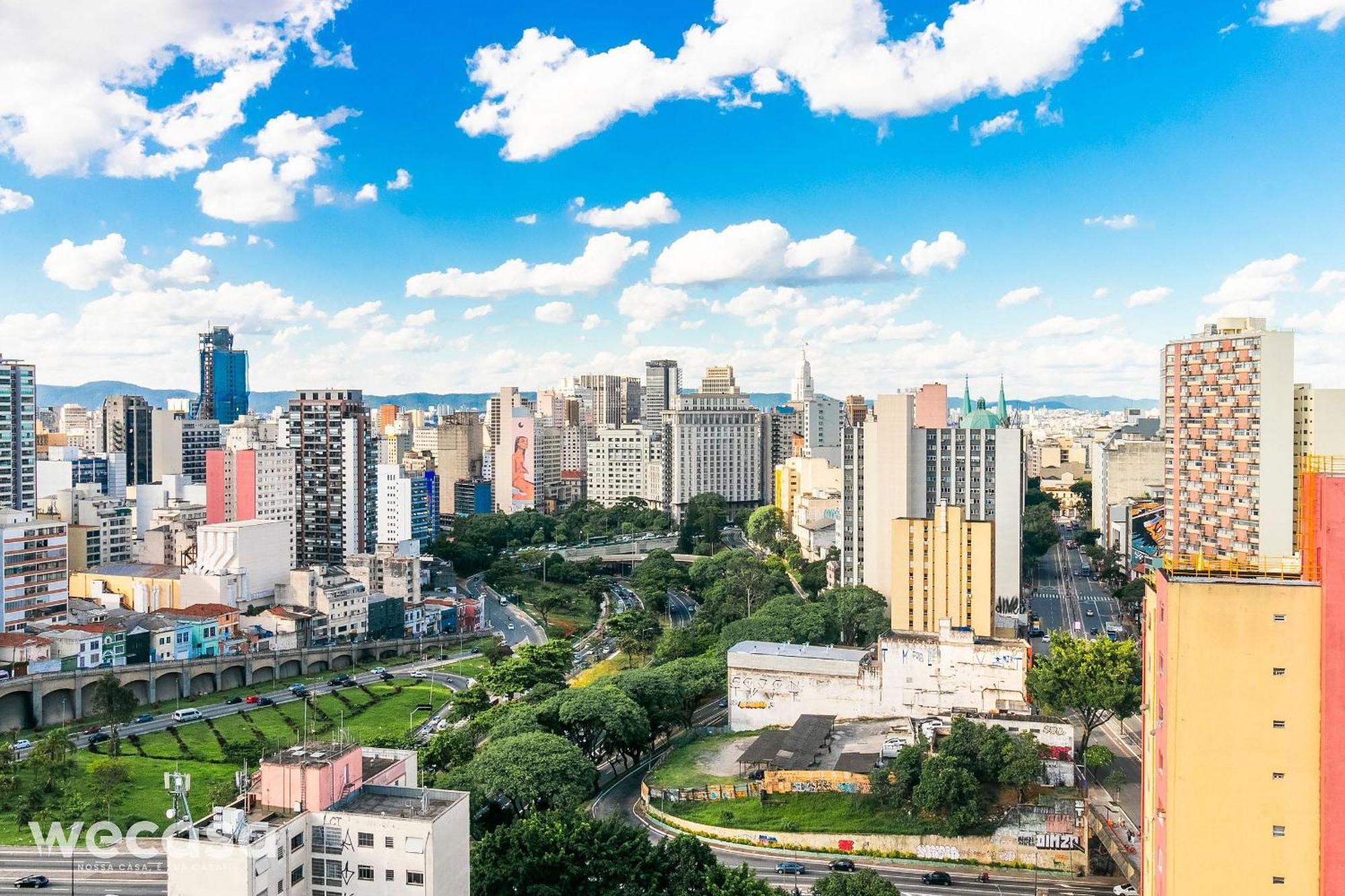 Metro Liberdade - C/ Vaga, Ar E Piscina Apartment Sao Paulo