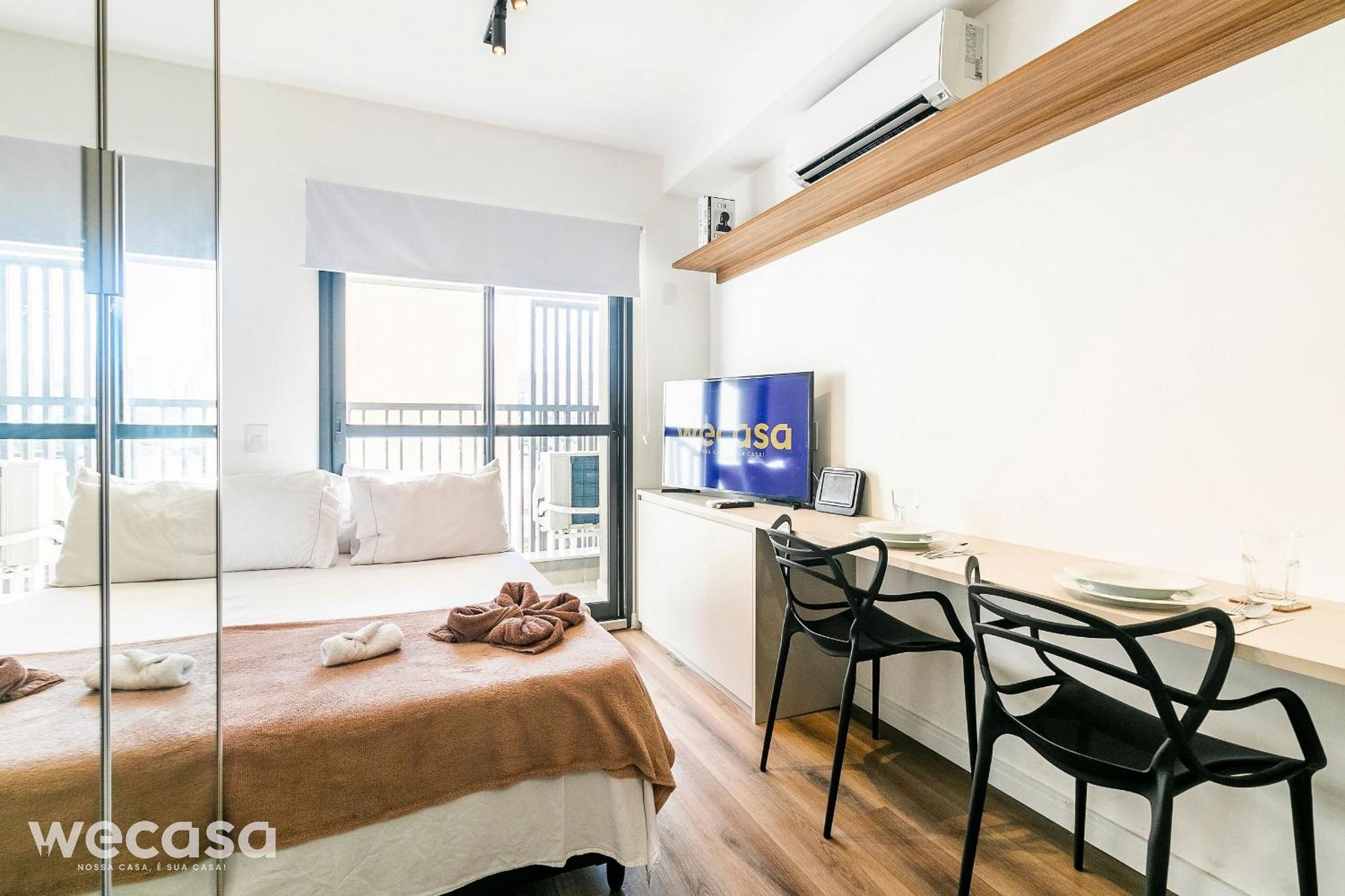 Metro Liberdade - C/ Vaga, Ar E Piscina Apartment