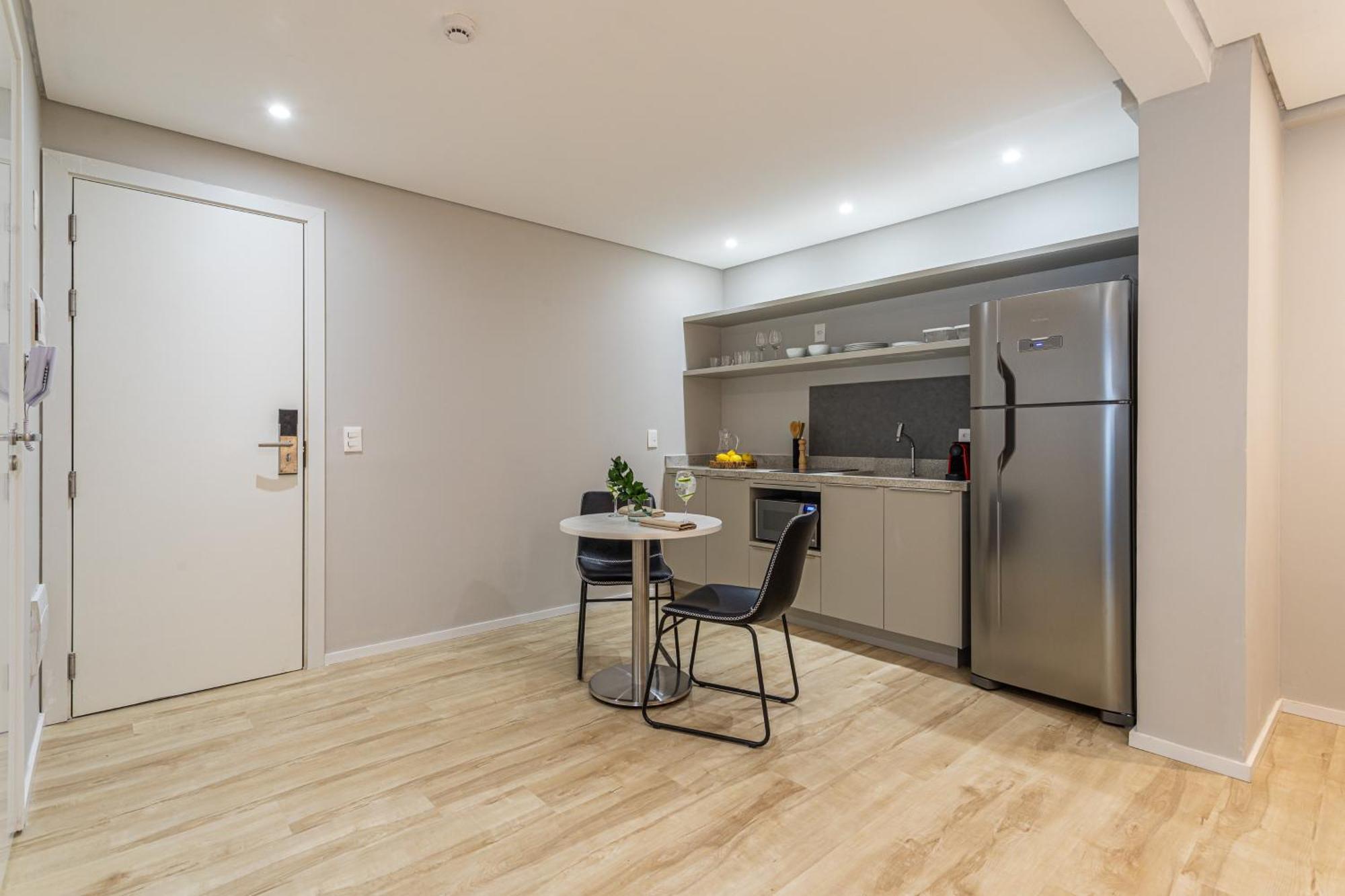 Apartment Predio Completo Com Wi-fi Proximo Ao Metro Consolacao E Ao Masp - Next Bela Cintra *