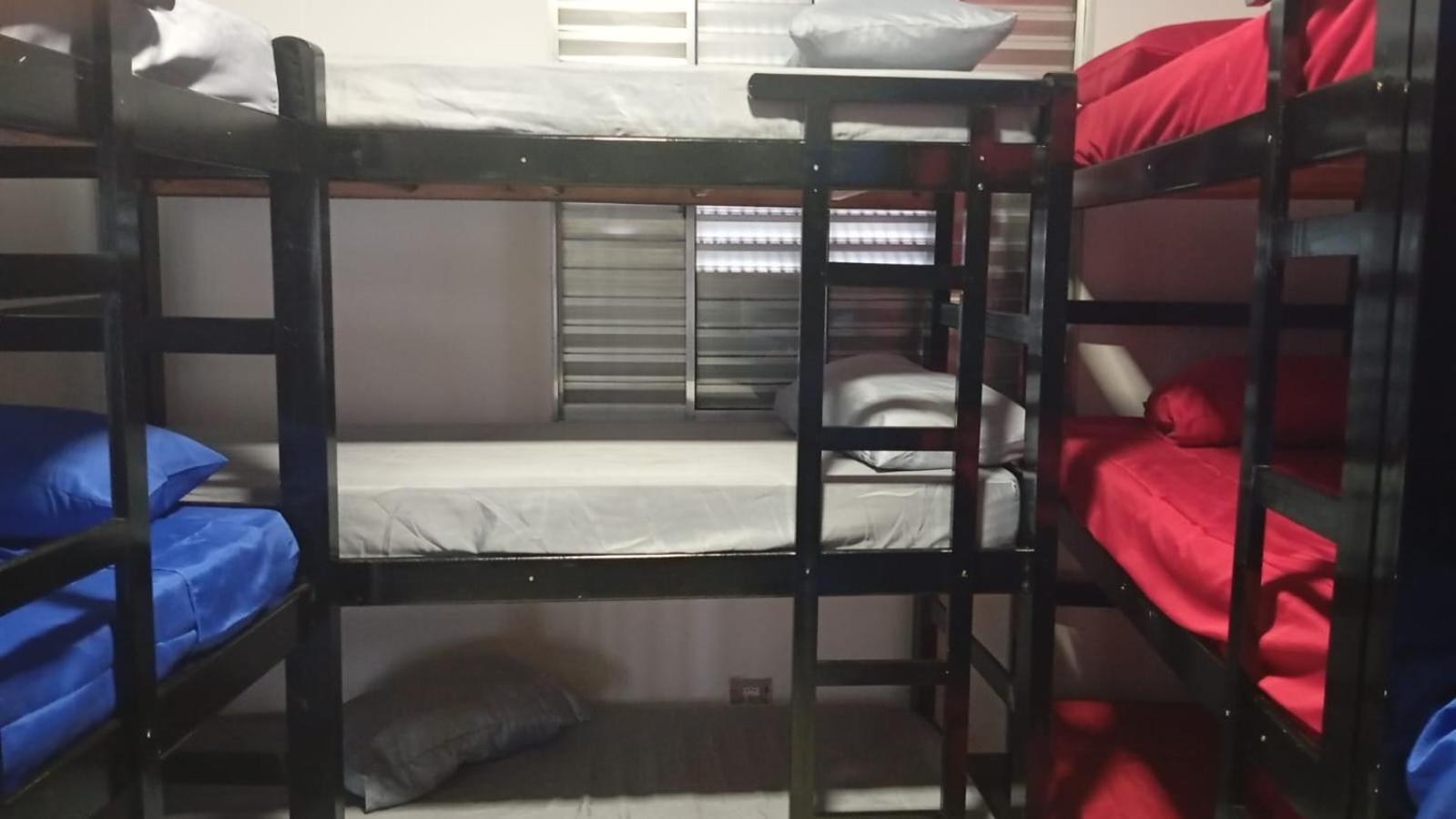 Sx Hostel *