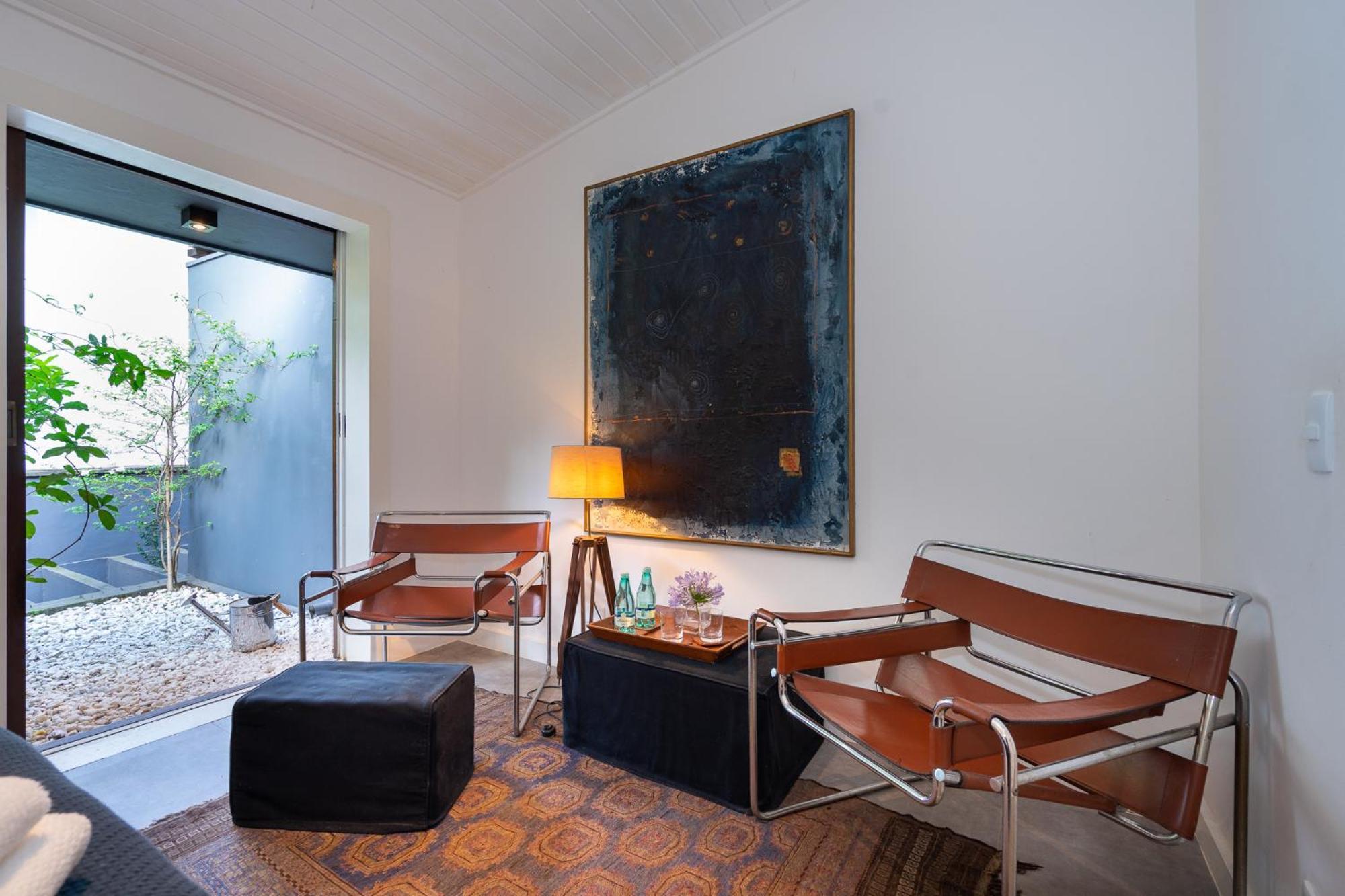 Linda Casa Em Rua Fechada Com Vista Proxima Ao Shopping Jardim Villa