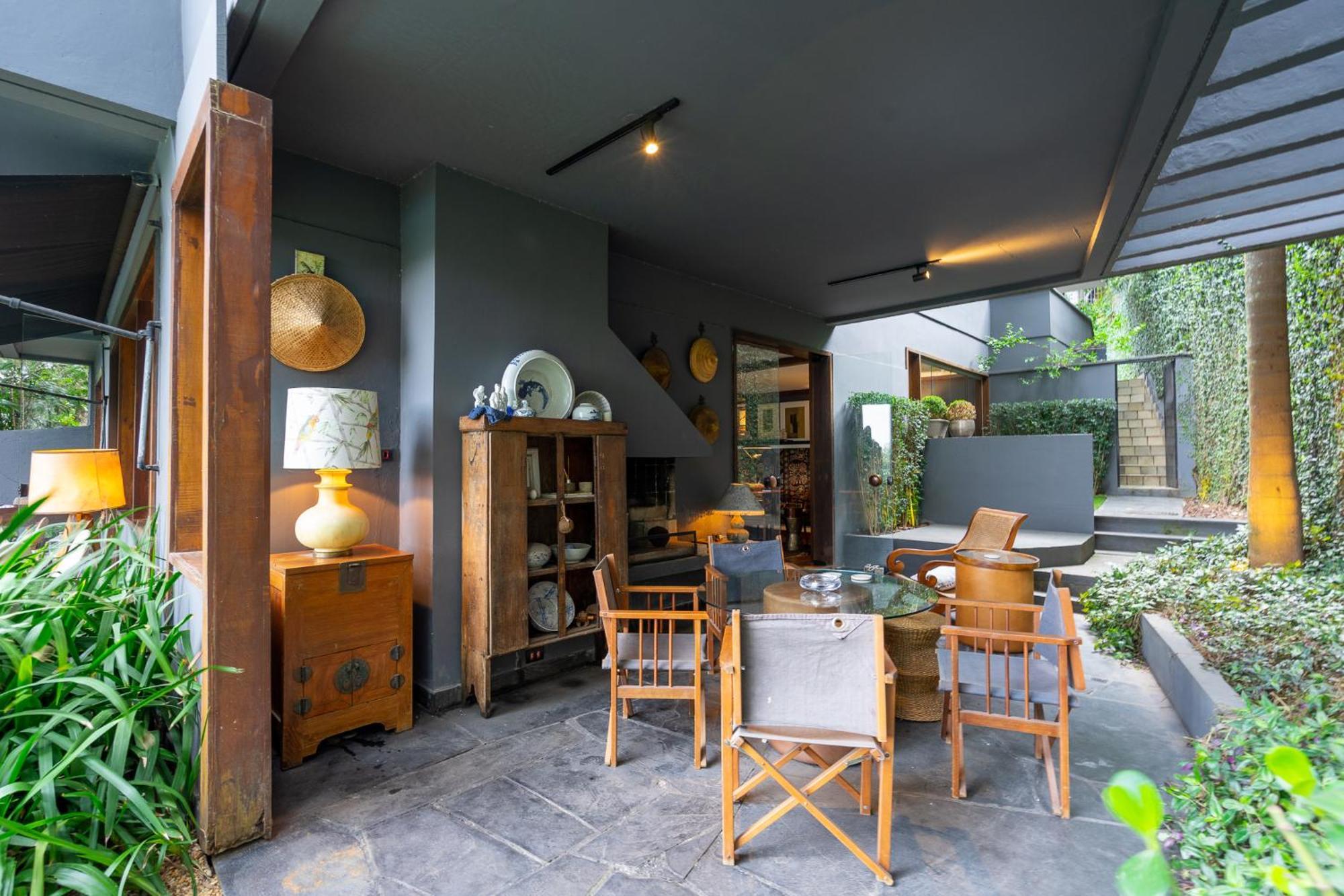Linda Casa Em Rua Fechada Com Vista Proxima Ao Shopping Jardim Villa