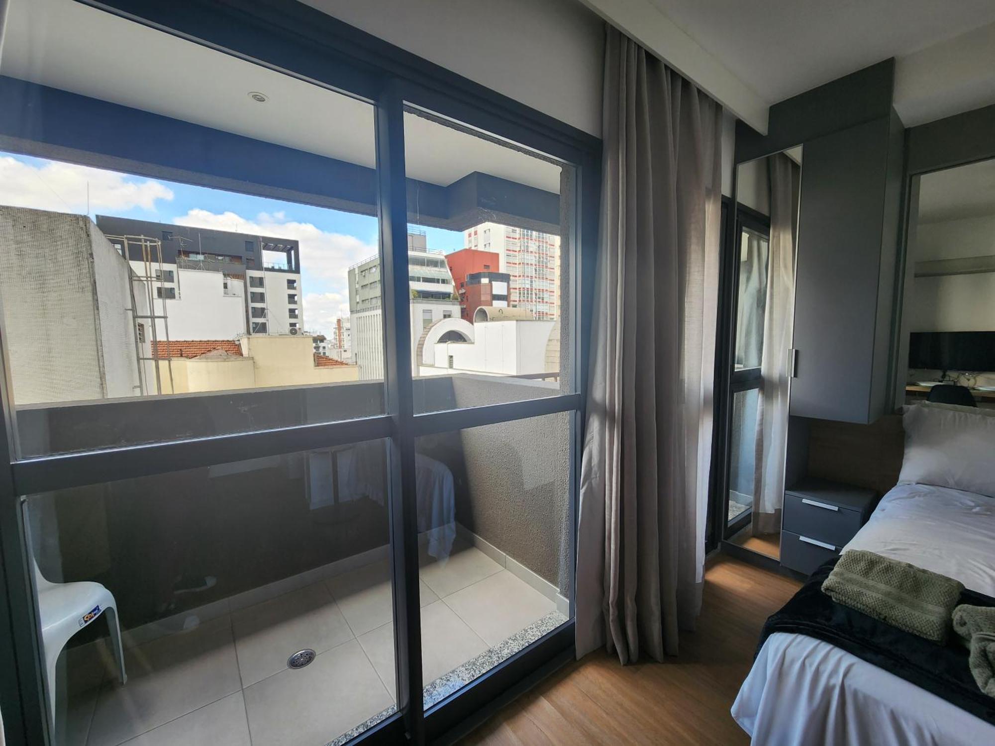 Pamplona Apartemen