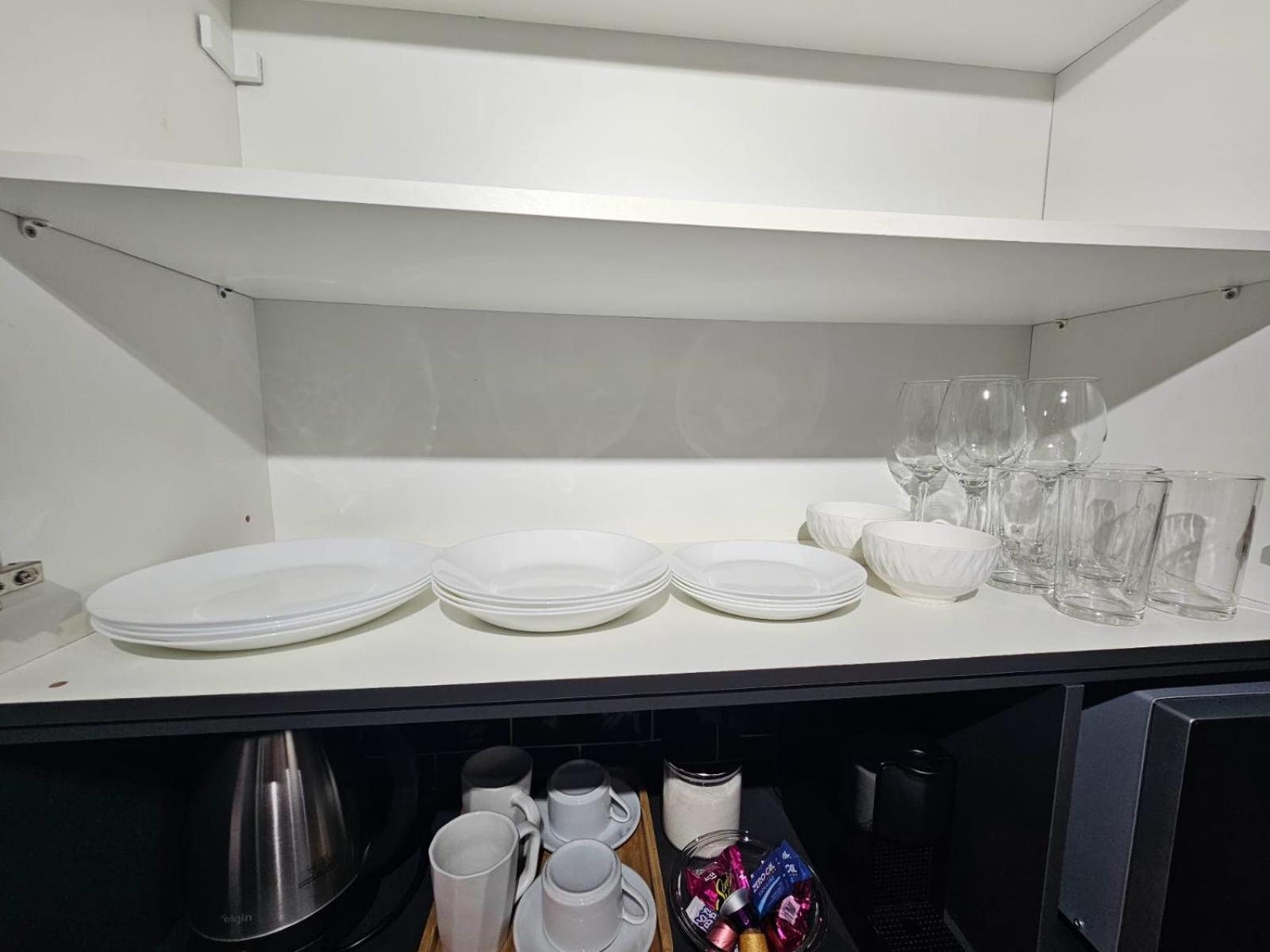 Com Ampla Vista, Pq Augusta, 11 Andar, Metro Apartment