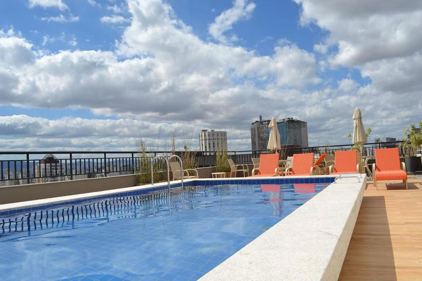 Com Ampla Vista, Pq Augusta, 11 Andar, Metro Apartment