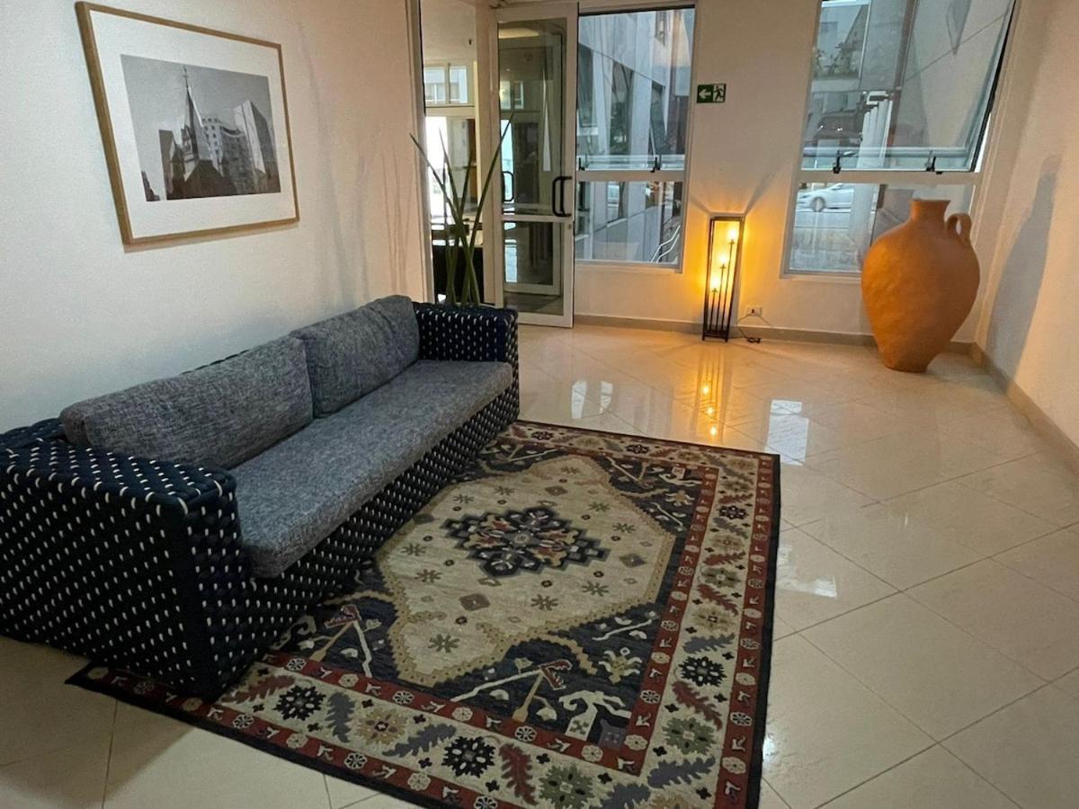 Apartment 1504 - Classic Bela Cintra - R. Bela Cintra, Piscina Academia Restaurante Sao Paulo