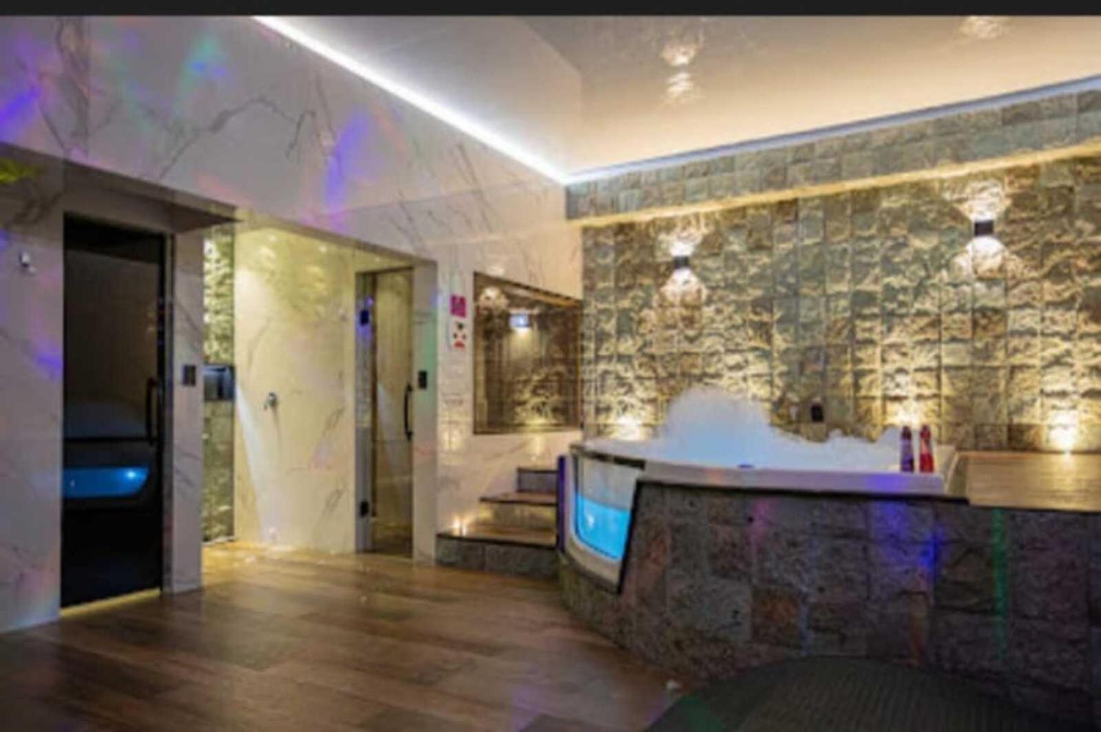 Hotel do amor Desiree