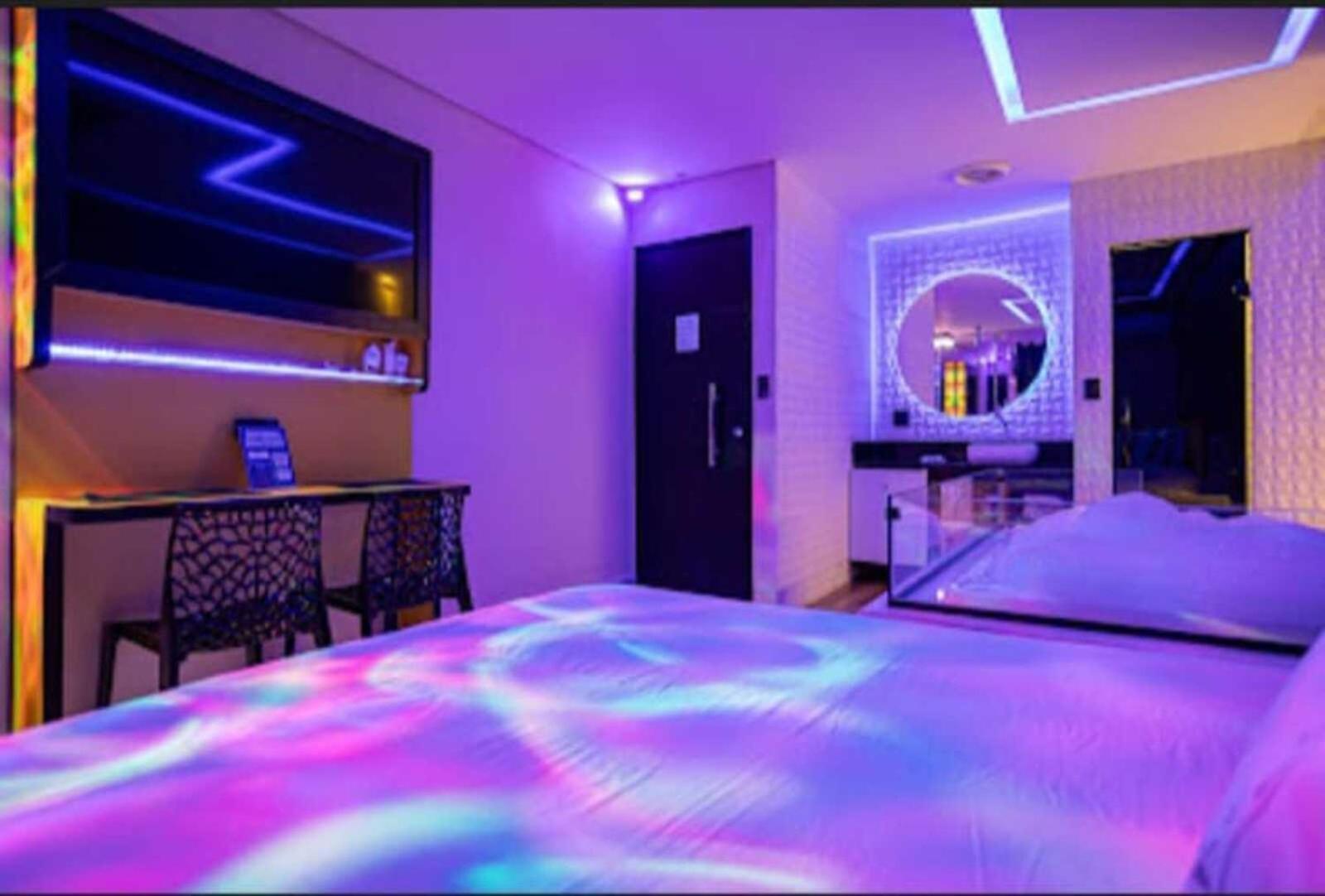 Hotel do amor Desiree *
