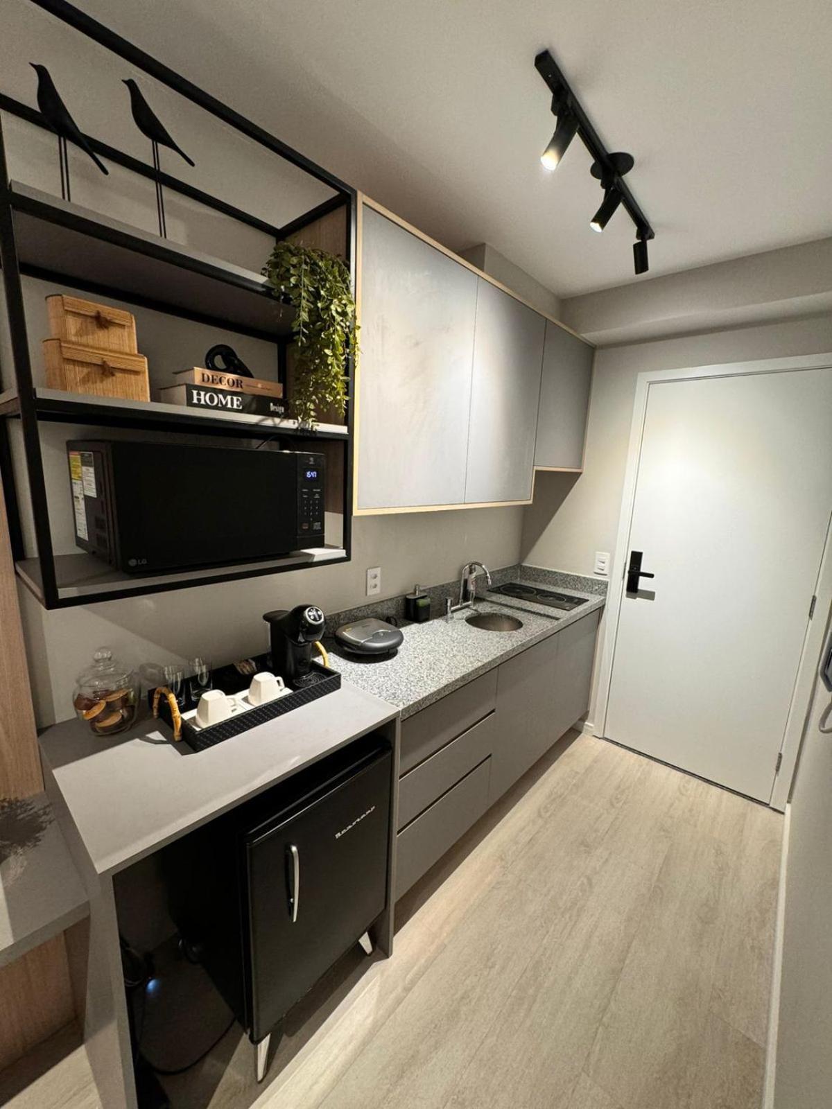 502 Lux Allianz Park Apartment *