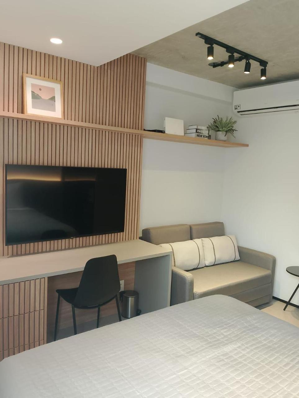 Apartment On Augusta Cozy Vitacon *