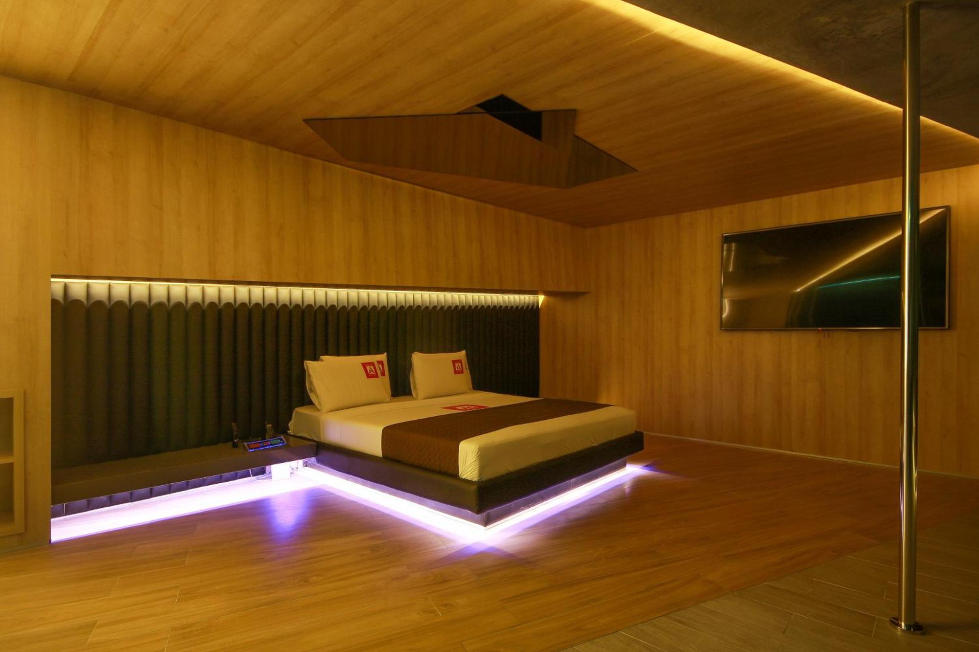 A Love hotel