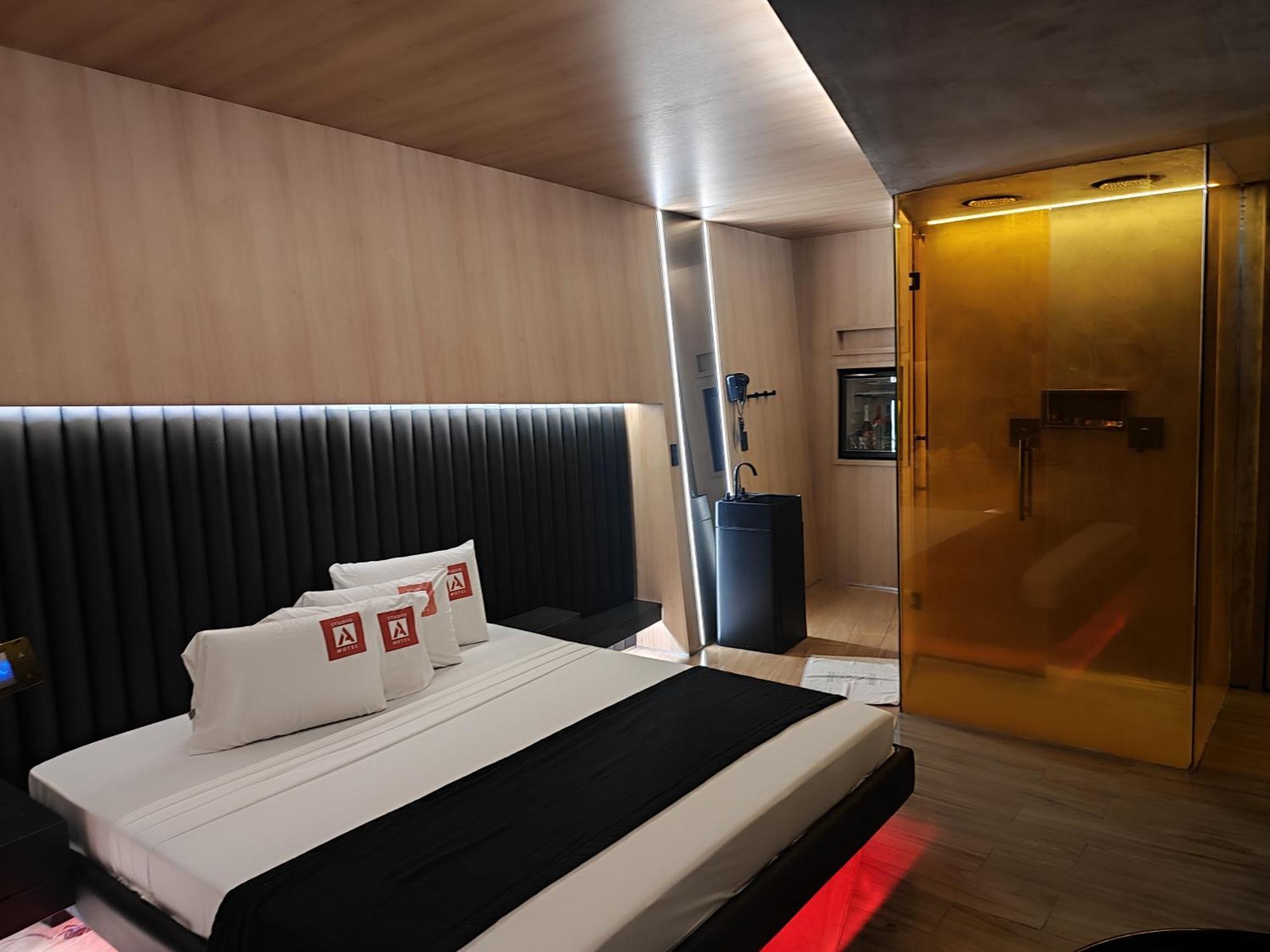 A Love hotel *