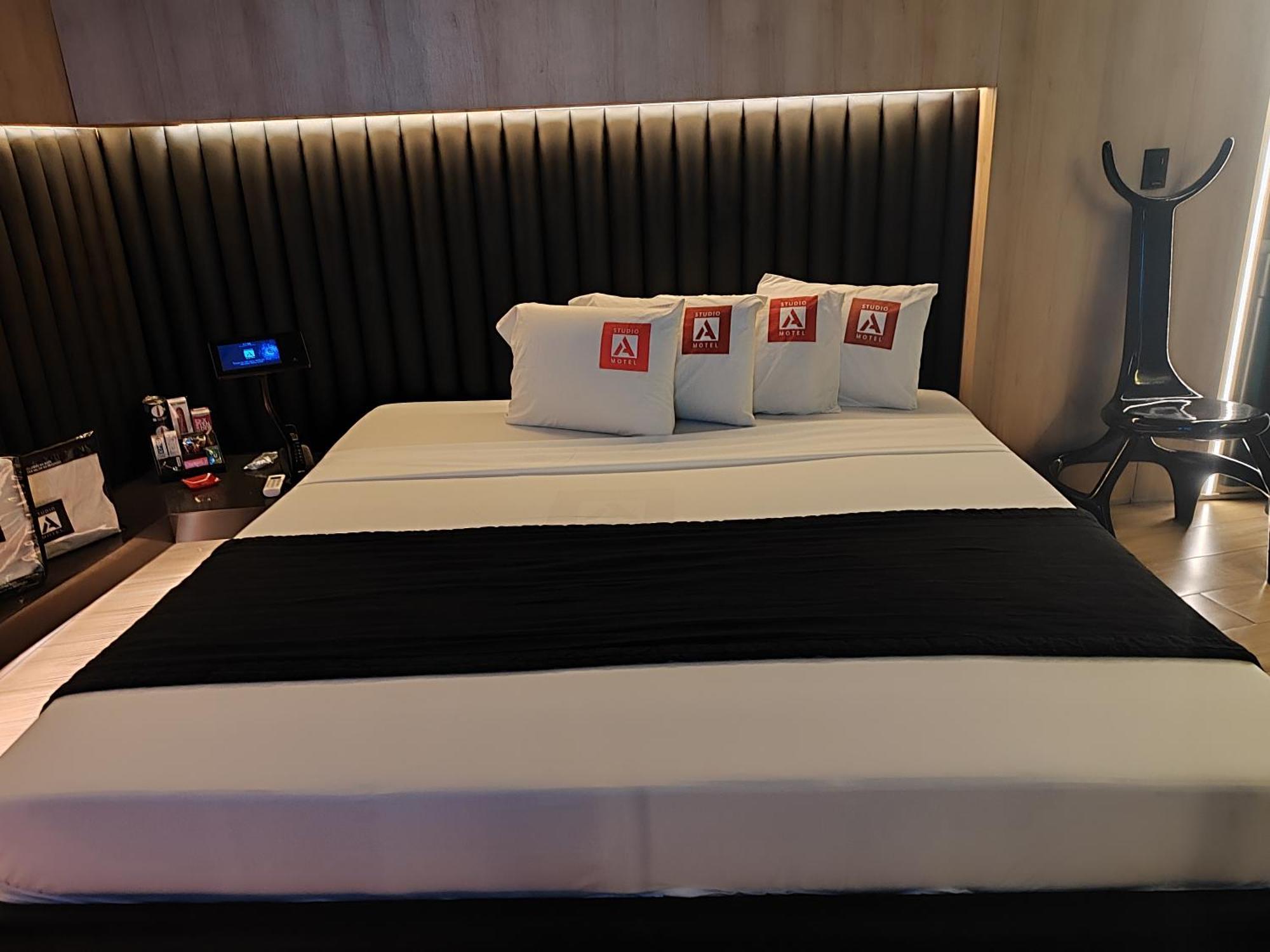 A Love hotel *