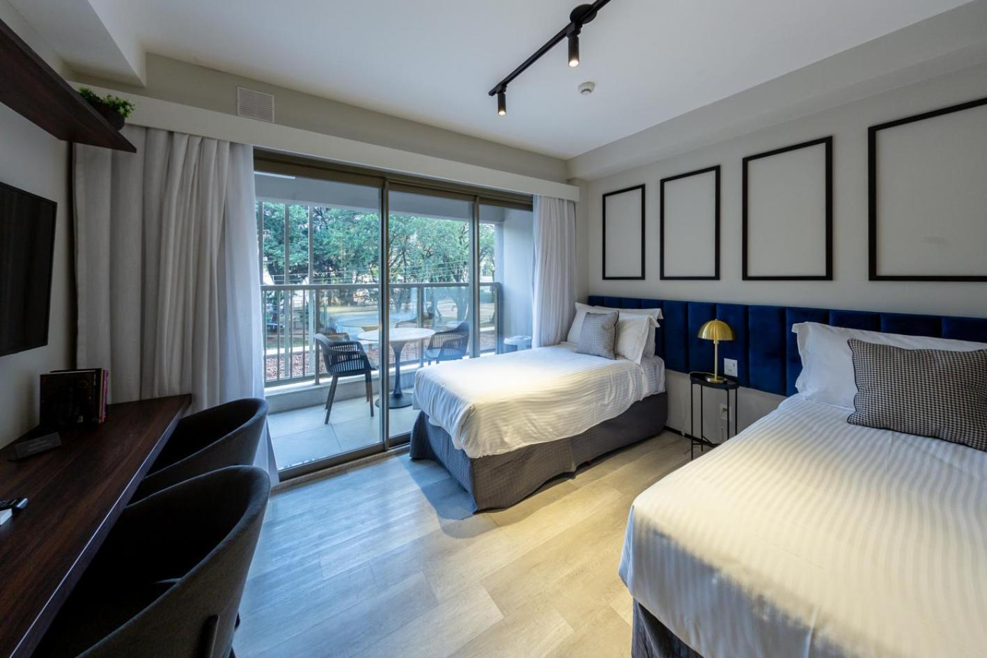 Hotel Charlie On The Parc Ibirapuera 4*