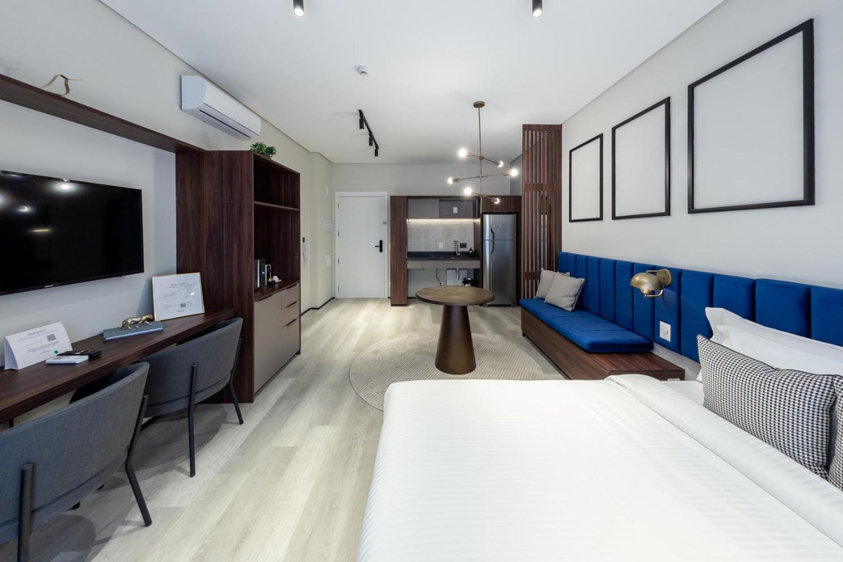 Hotel Charlie On The Parc Ibirapuera 4*
