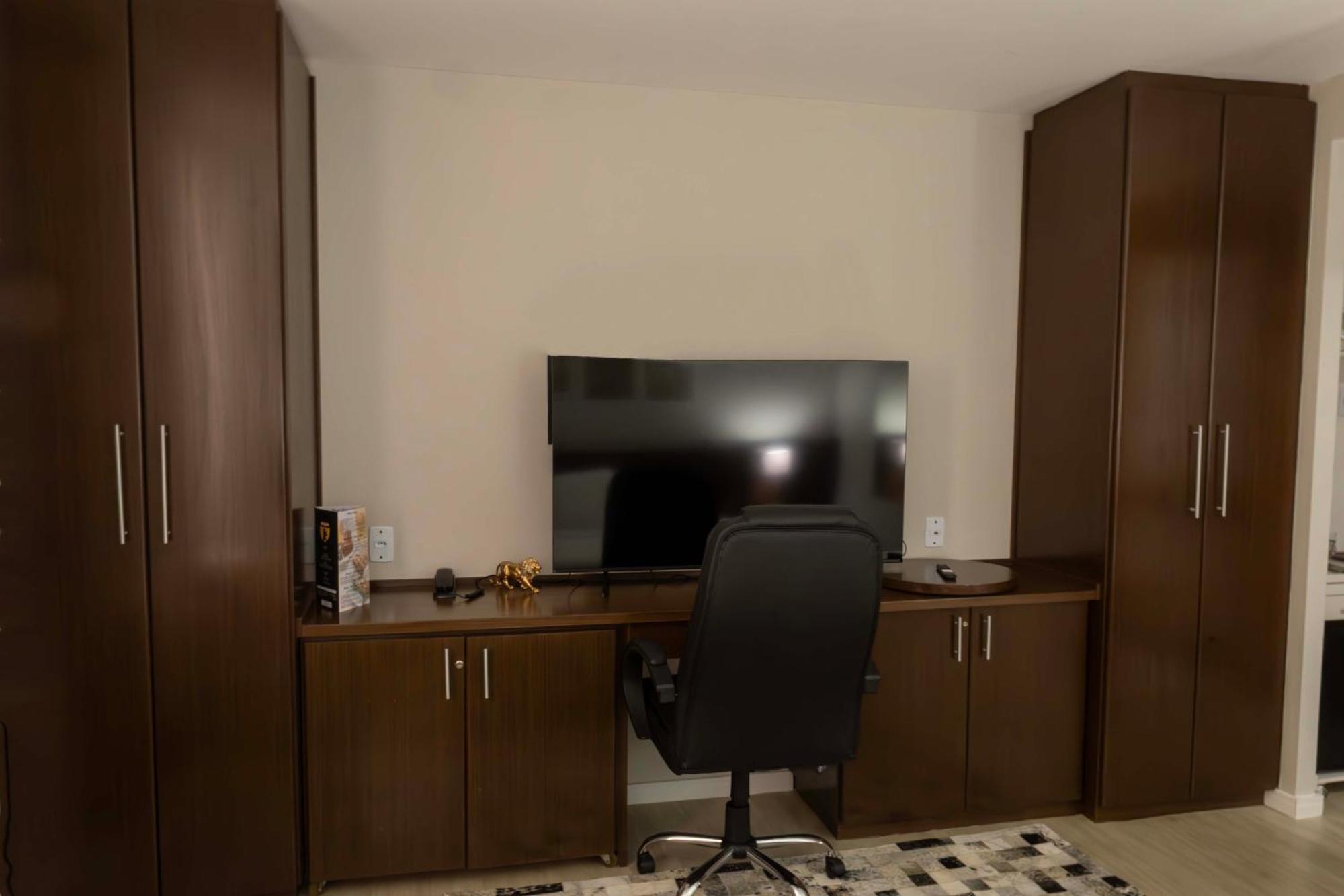 Hotel Flat Congonhas 4*