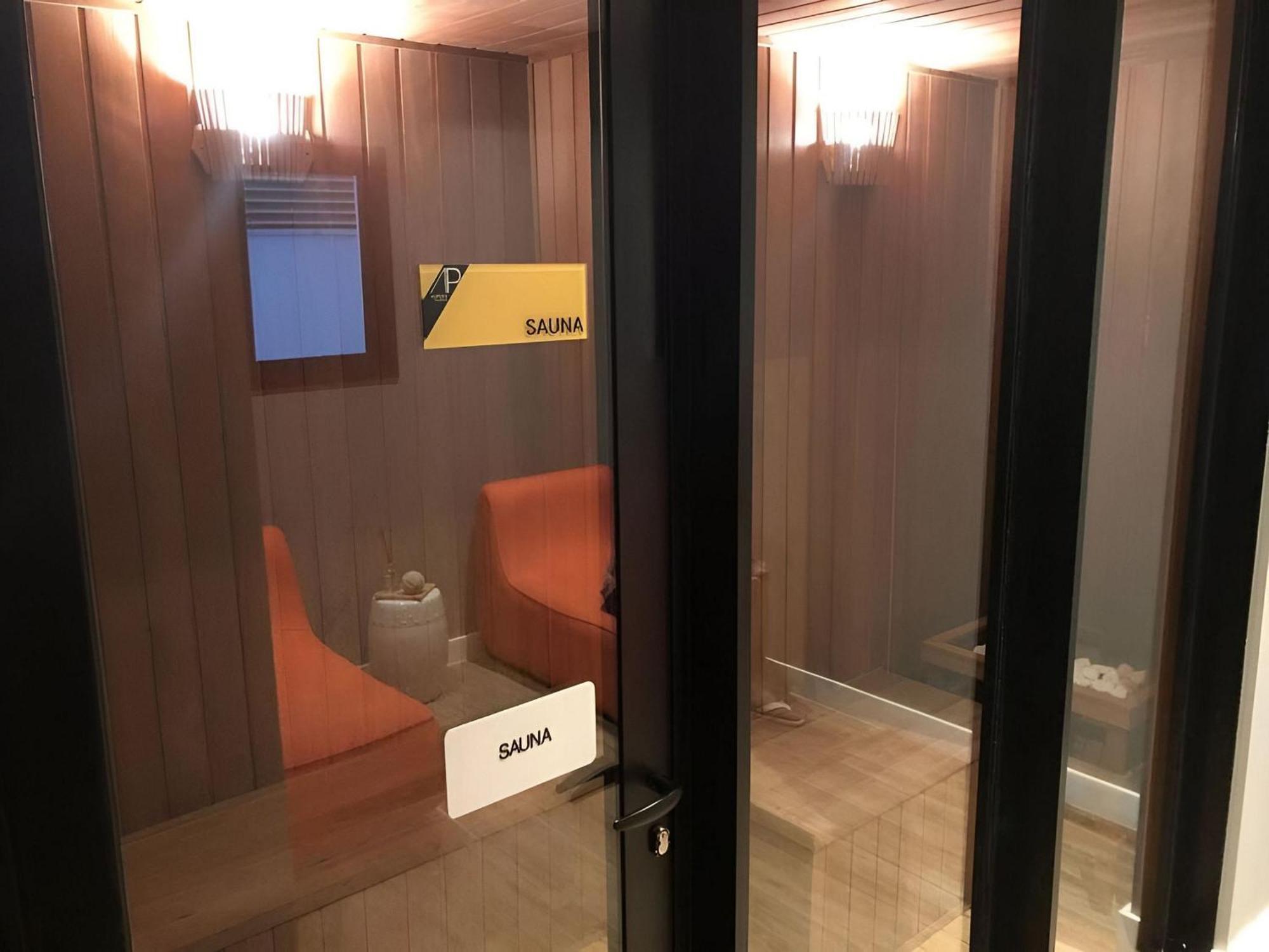 Moderno - Ar Condicionado, Estacionamento E Piscina * São Paulo