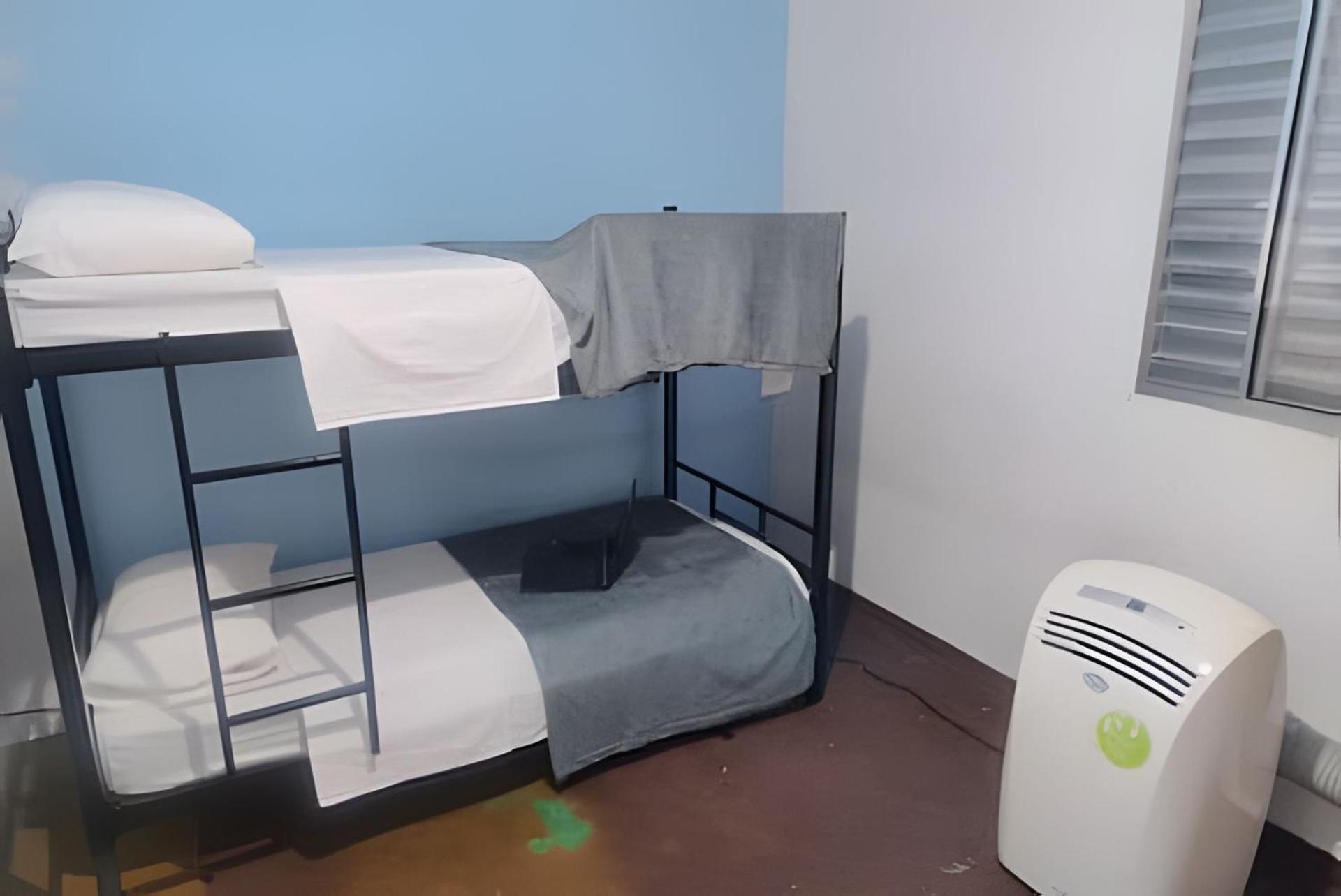 Martins - Cama, Ar-condicionado Guest house