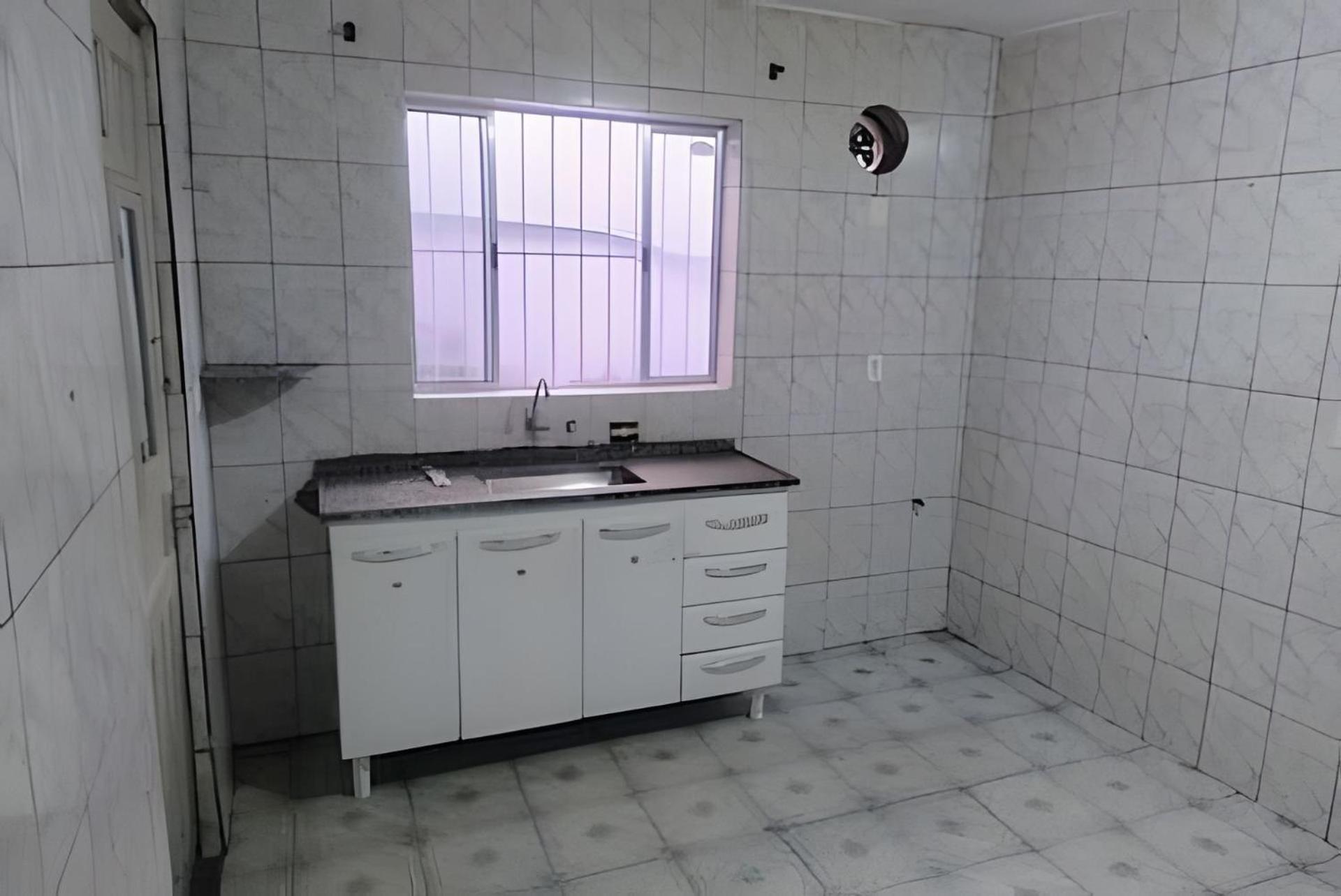 Martins - Cama, Ar-condicionado