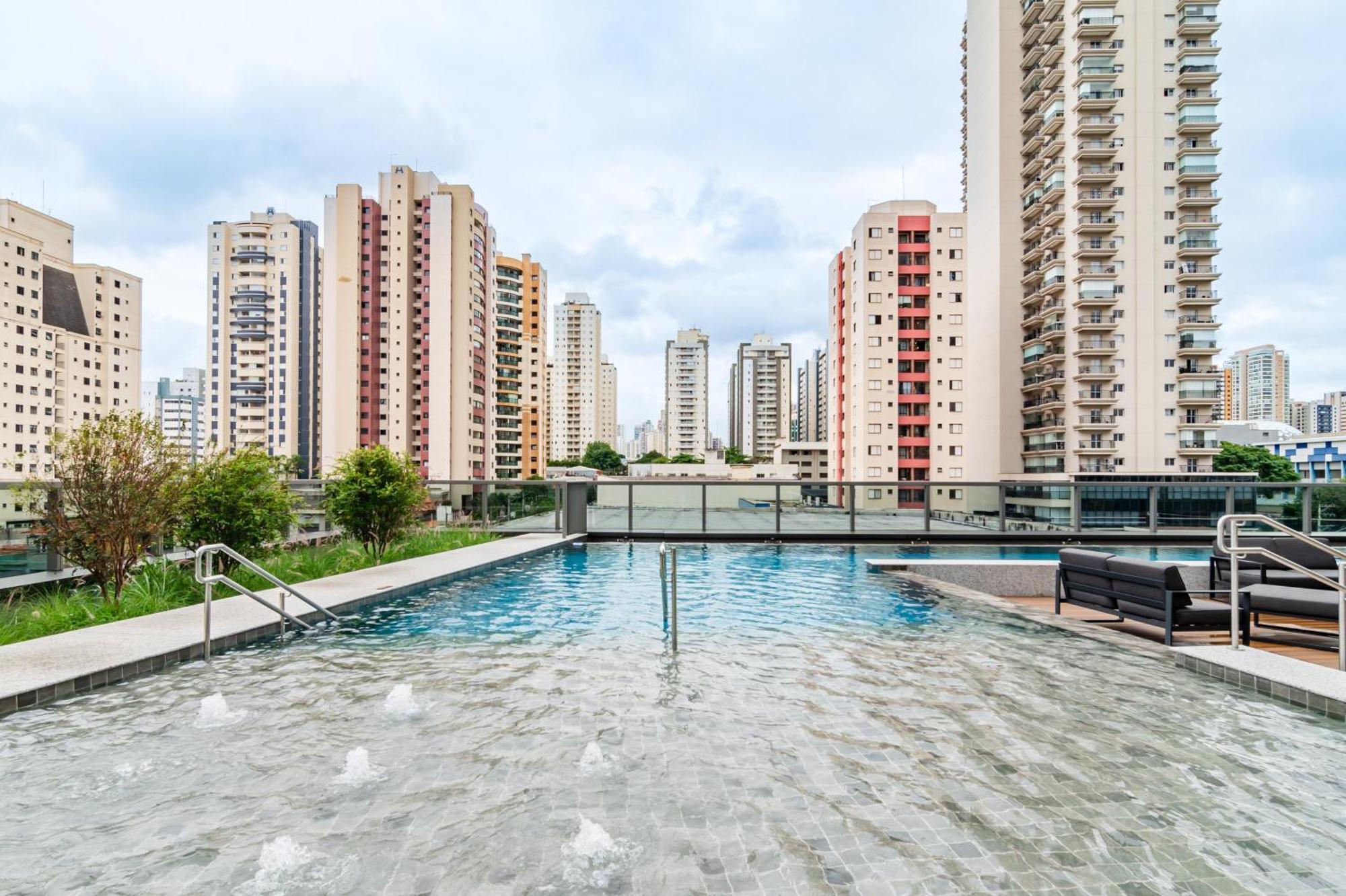 Apartment Almah - A Away From