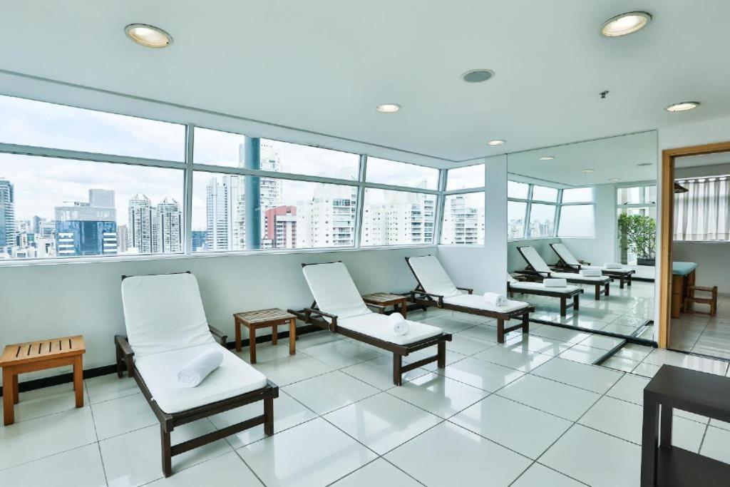 Flat Na Berrini - Conforto E Localizacao * Sao Paulo