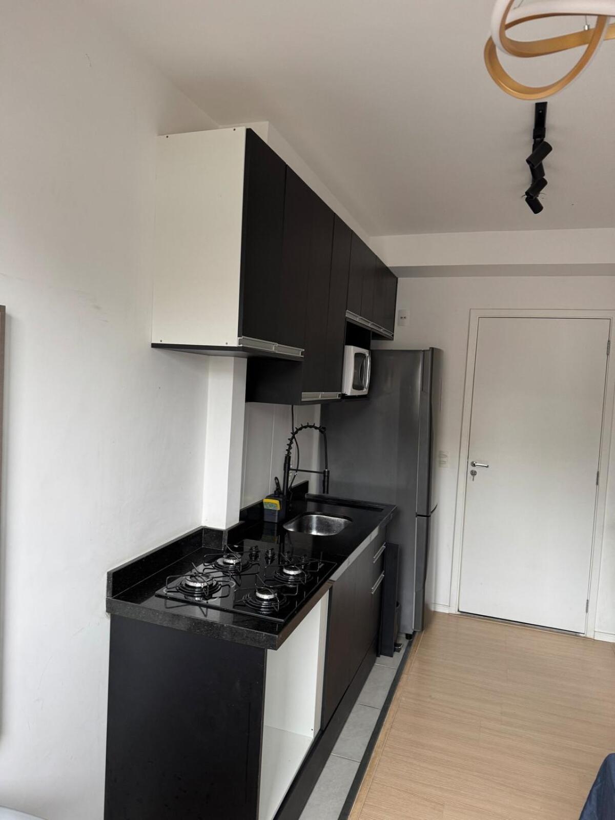 Apartment 3-apto Liberdade 450' Metro -teatro Renault