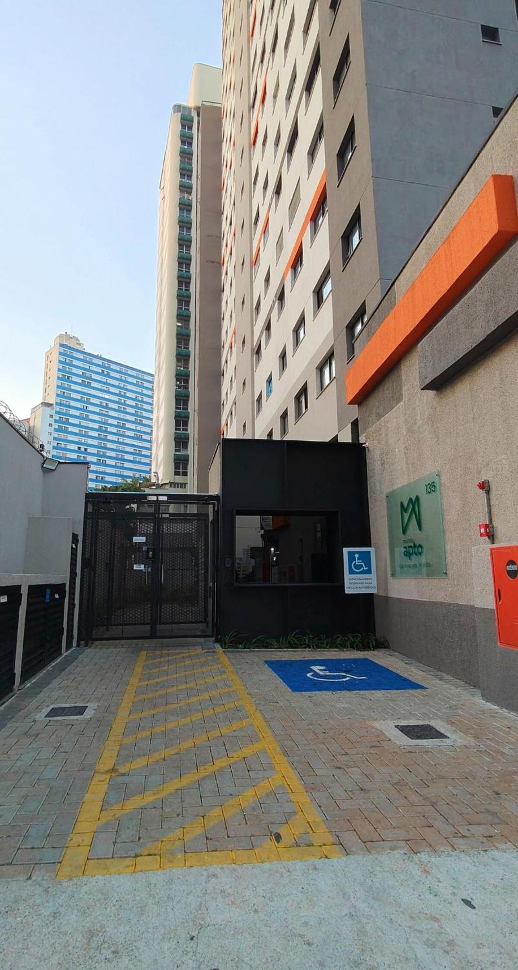 3-apto Liberdade 450' Metro -teatro Renault Apartment Sao Paulo
