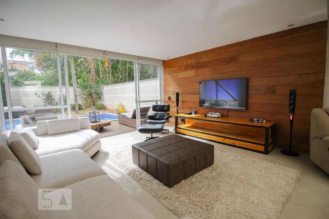 Holiday home Casa Com Piscina A 5 Minutos Marginal Tiete