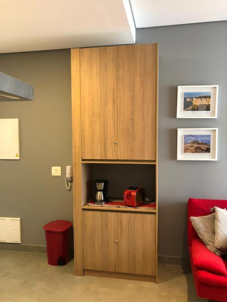 Apartment Loft Em Moema, Proximo Ao Metro, Com Estacionamento No *