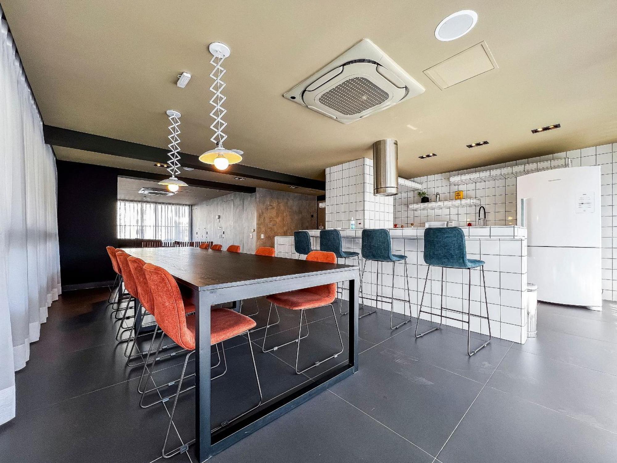 Apartment On - Melo Alves *