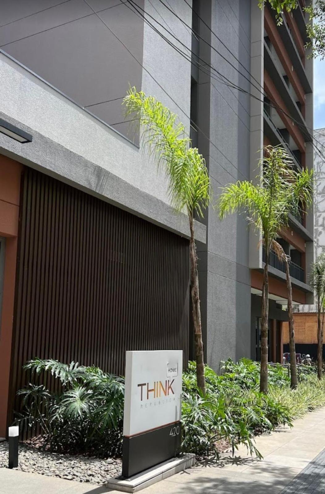 Think Praca Da Republica *