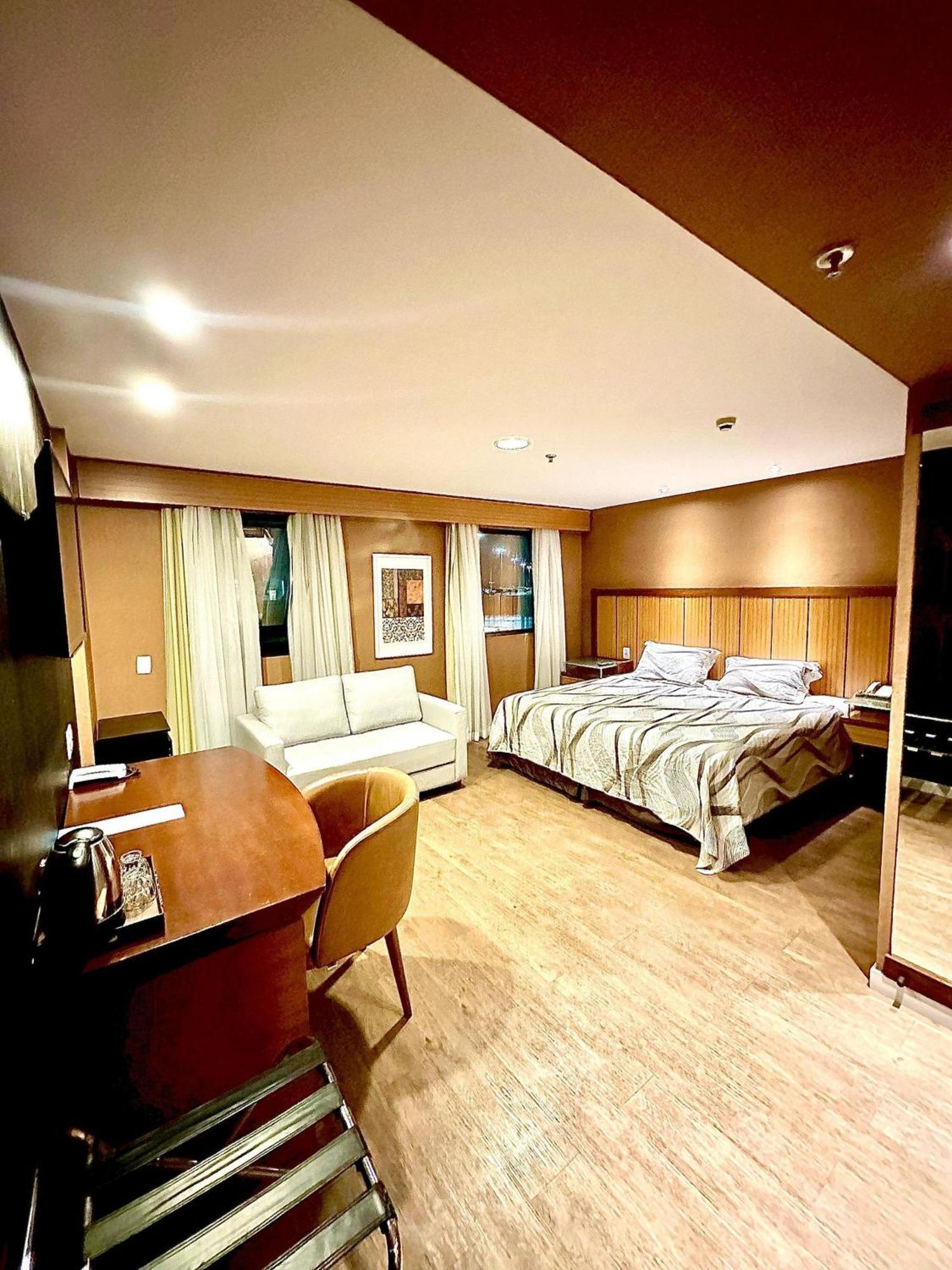 Flat 805 - Avenida Ibirapuera, Moema