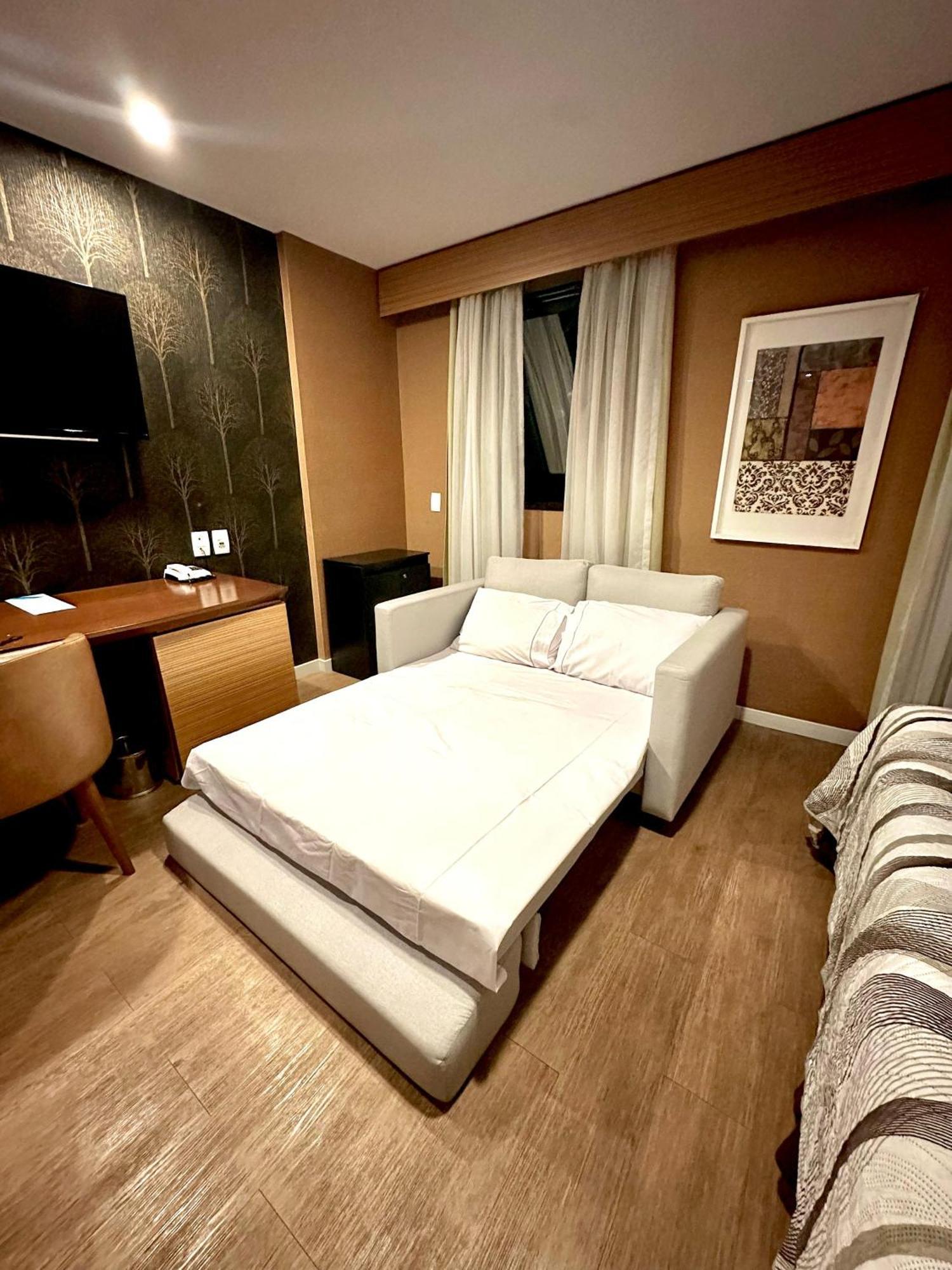 Flat 805 - Avenida Ibirapuera, Moema