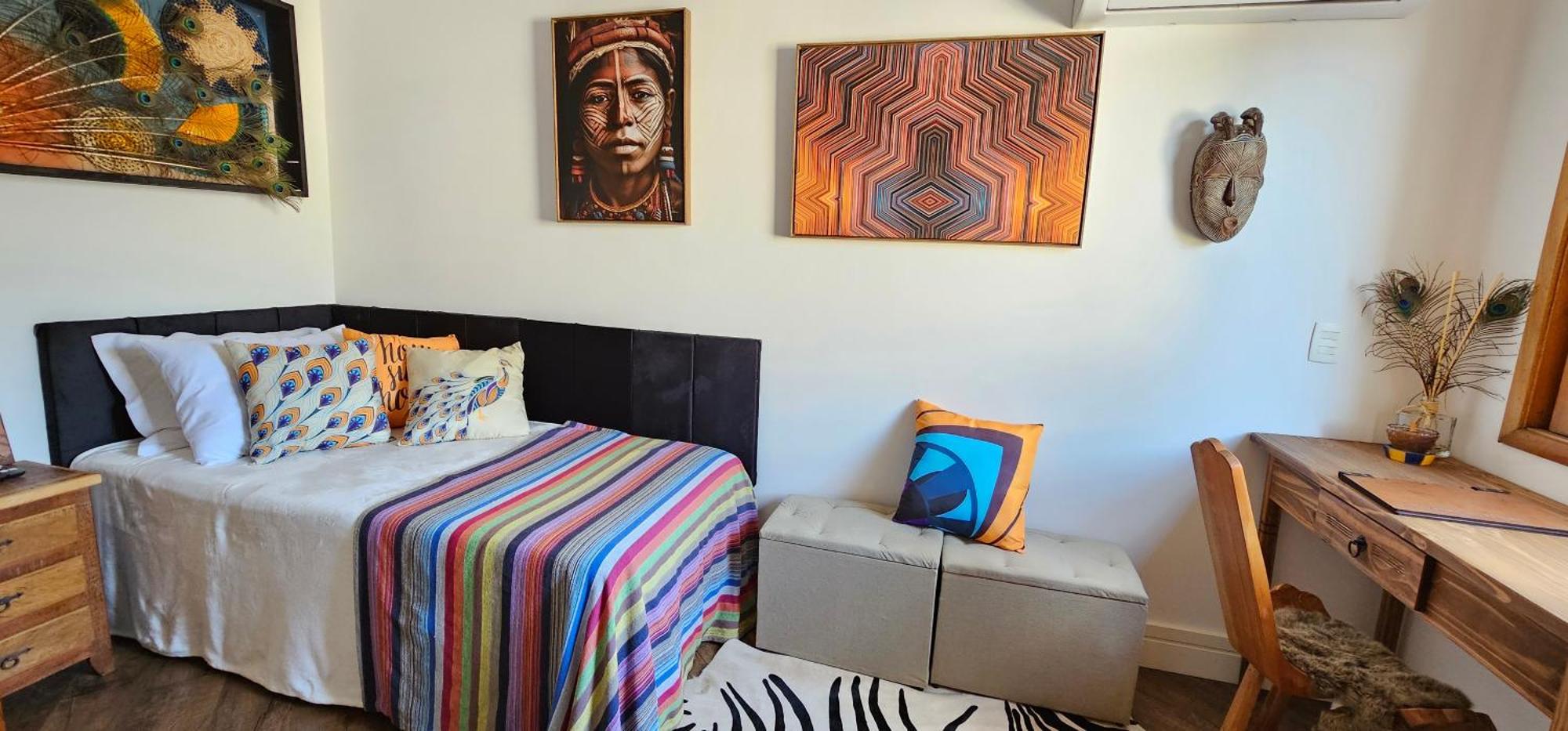 Chale Atelie Poder Pedras Bed & Breakfast