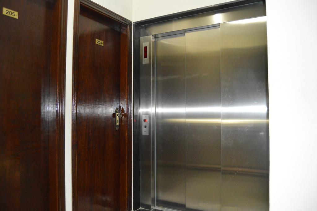 Aero Plaza Hotel 2*